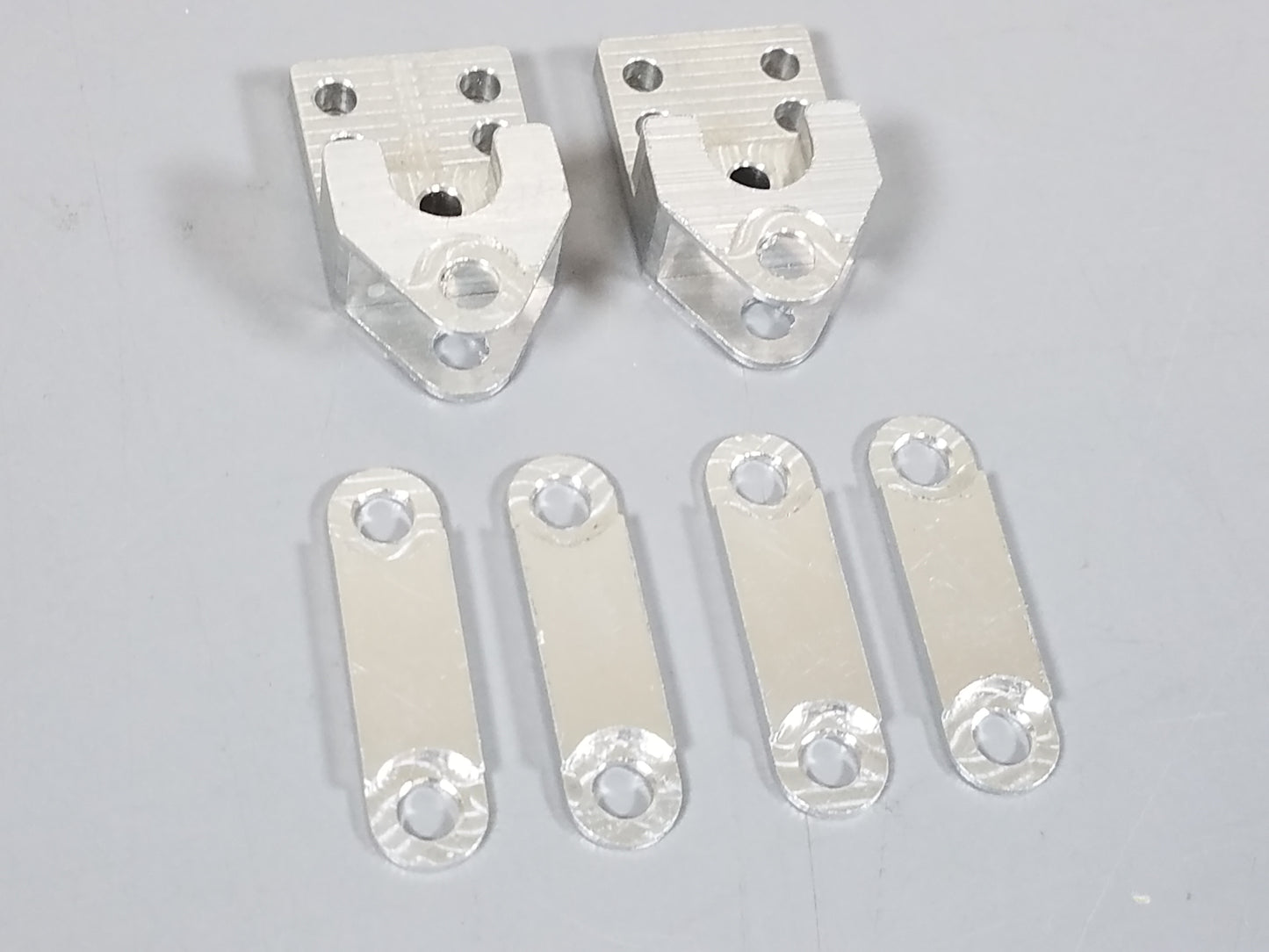 Leaf Spring Suspension Lift Adjustable Mount Shackles Bracket Tamiya 1/10 F350 Toyota Hilux Tundra