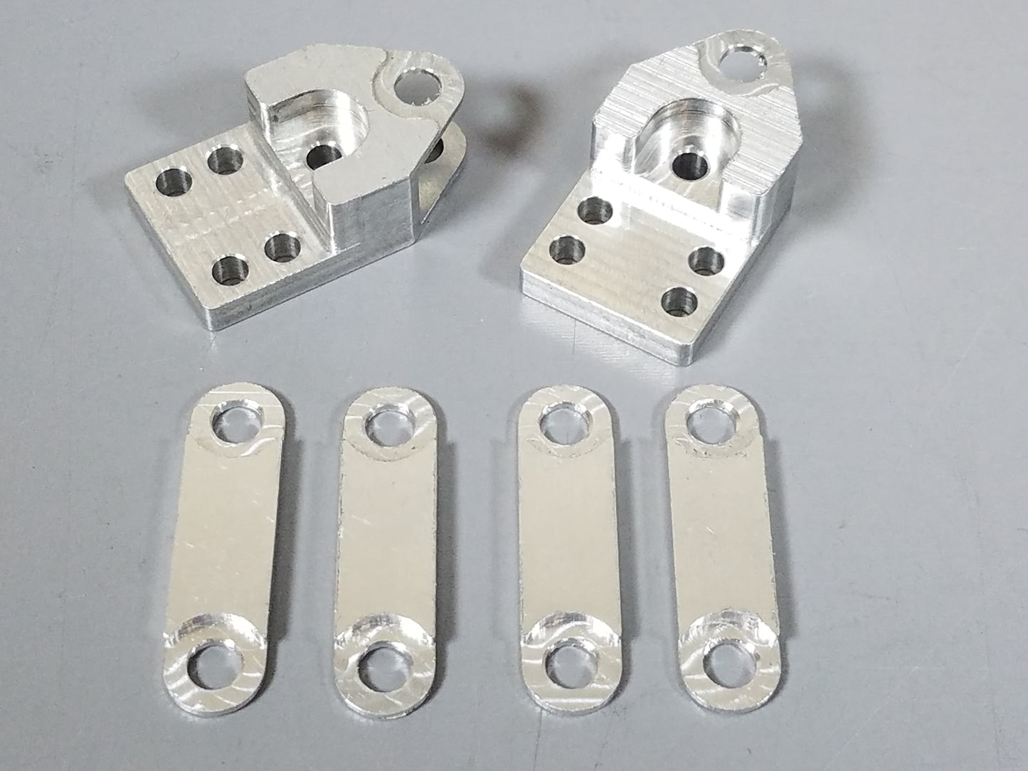 Leaf Spring Suspension Lift Adjustable Mount Shackles Bracket Tamiya 1/10 F350 Toyota Hilux Tundra