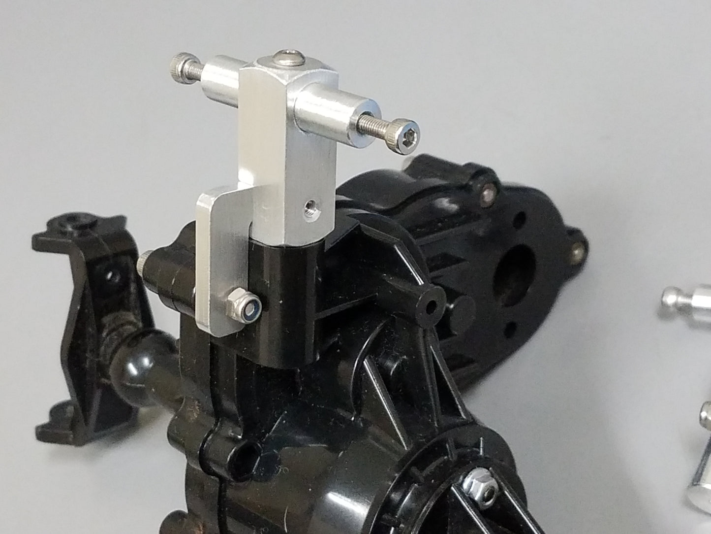 Aluminum Front & Rear Upper Axles 4 Link Suspension Rod Mount for Tamiya 1/10 Clodbuster Bullhead