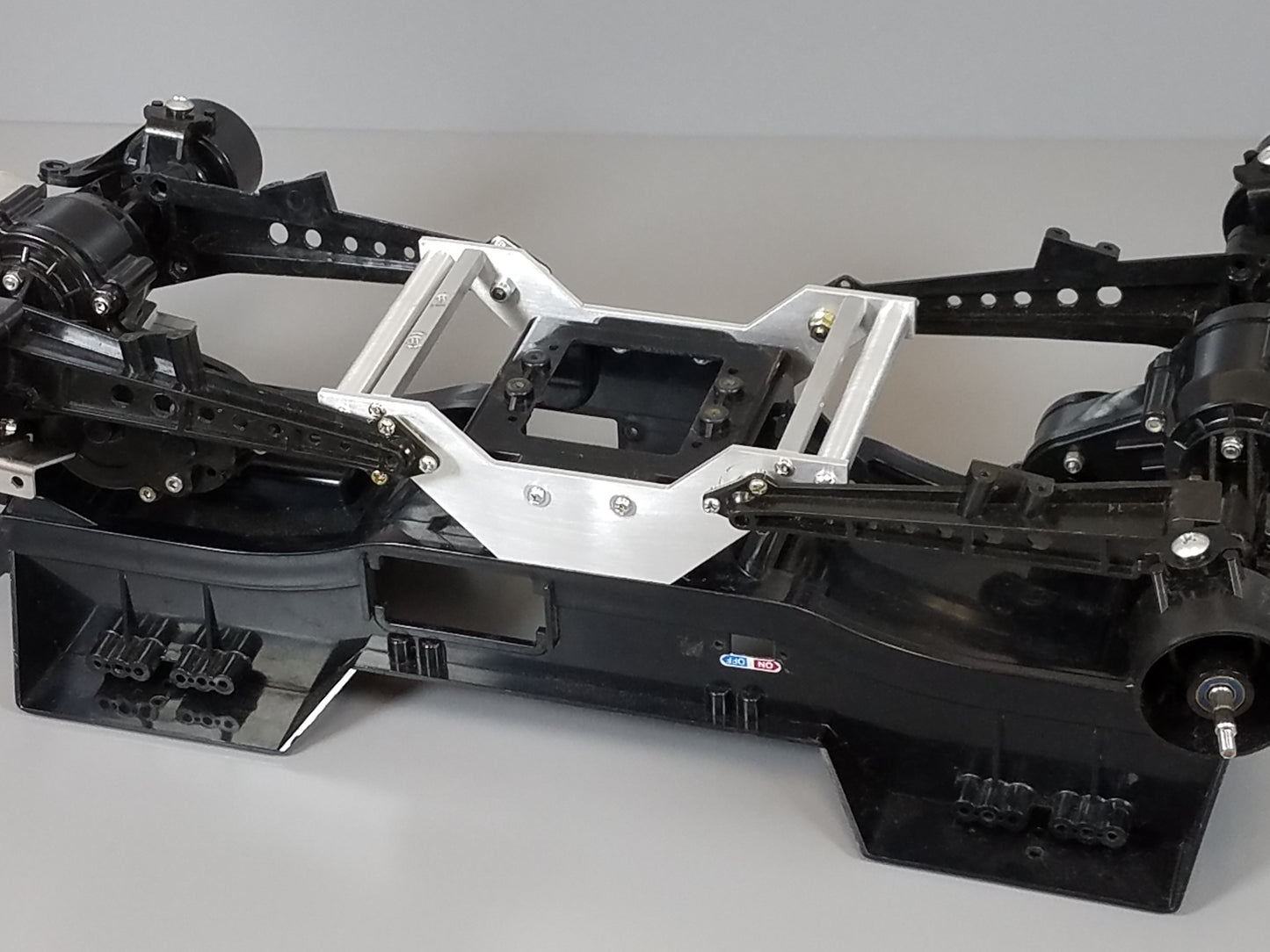 Aluminum Add-On Extension Wide Wheelbase Chassis Mount Plate Bracket for Tamiya 1/10 R/C Super Clodbuster Bullhead