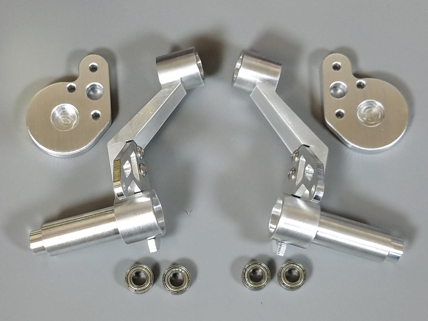 Pair Aluminum Rear Trailing Control Swing Arm with Mounting Bracket for Tamiya 1/10 R/C Blackfoot Monster Beetle Frog