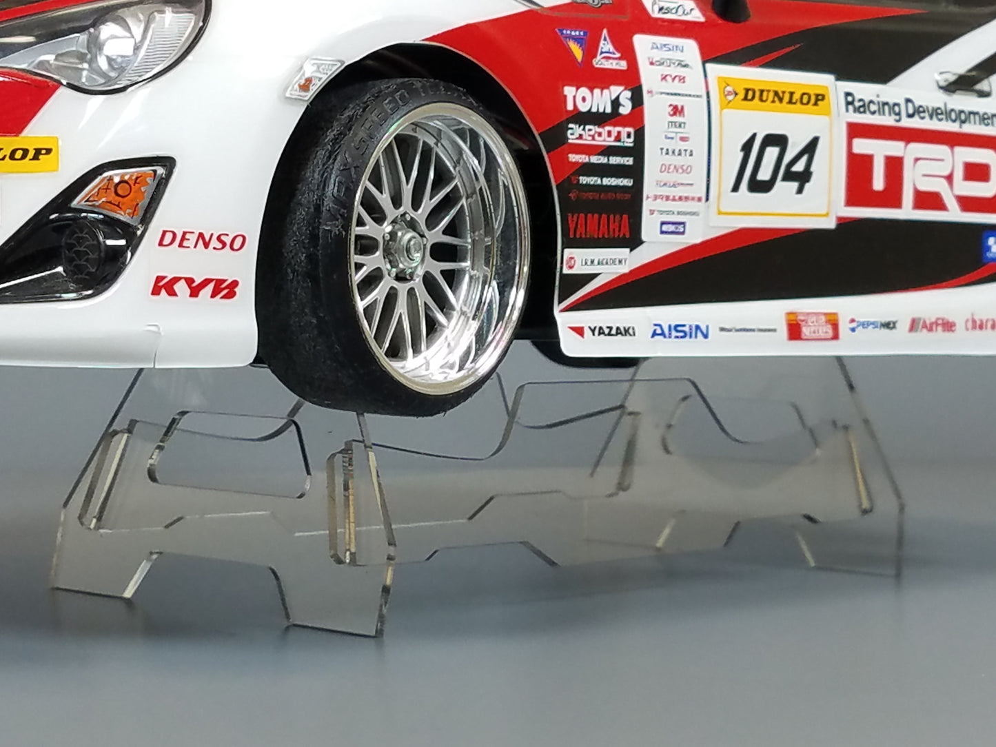 Acrylic R/C Car Truck Display Stand for Most TAMIYA 1/10 RC TT01 TT02 M01 M02 M03 M05 M06 FF01 FF02 Chassis