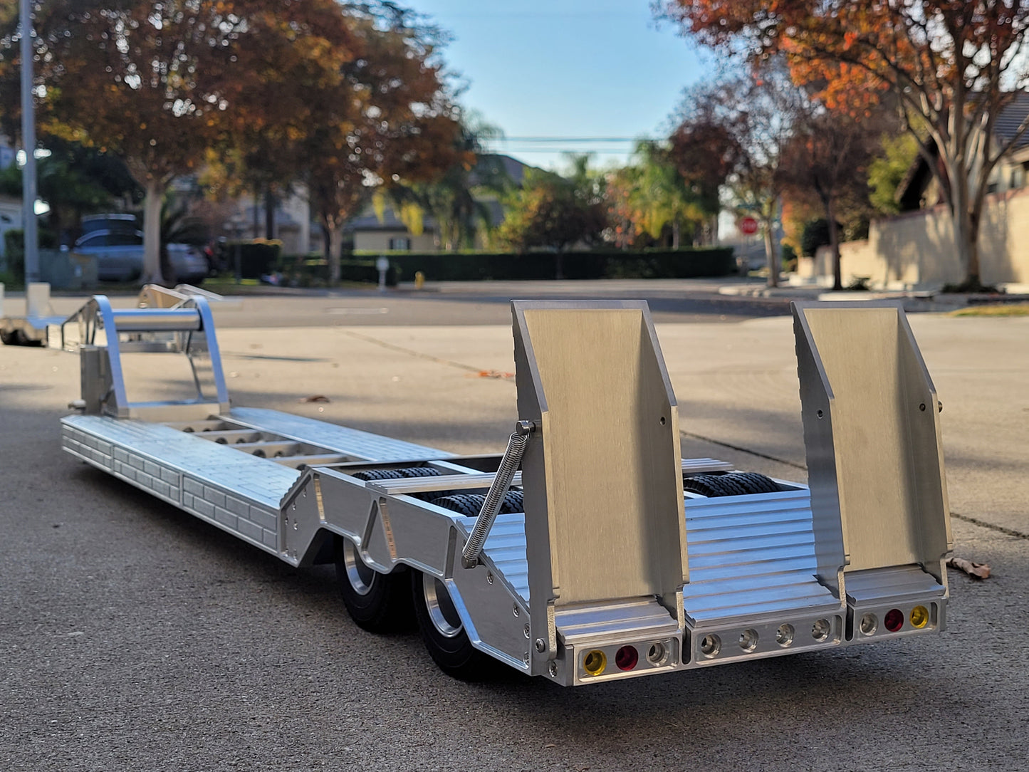 Toy Aluminum Gooseneck Lowboy Trailer Extended Deck Version Tamiya Toy 1/14 King Hauler Grand Hauler knight Hauler Globeliner Scania Volvo Mercedes Benz Cascadia