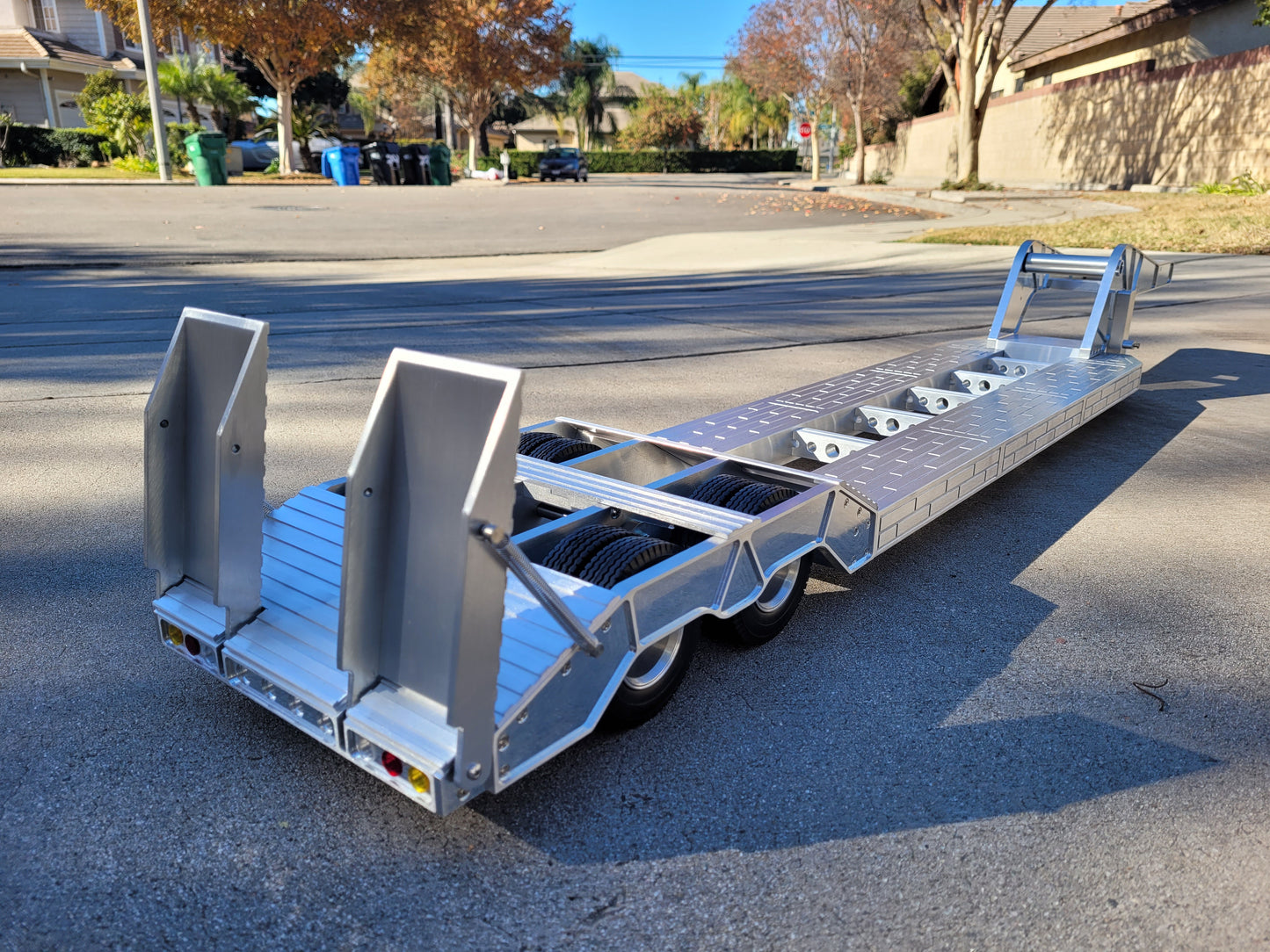 Toy Aluminum Gooseneck Lowboy Trailer Extended Deck Version Tamiya Toy 1/14 King Hauler Grand Hauler knight Hauler Globeliner Scania Volvo Mercedes Benz Cascadia