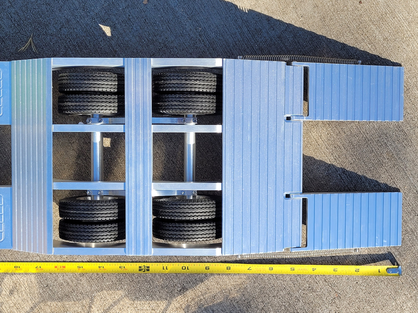 Toy Aluminum Gooseneck Lowboy Trailer Extended Deck Version Tamiya Toy 1/14 King Hauler Grand Hauler knight Hauler Globeliner Scania Volvo Mercedes Benz Cascadia