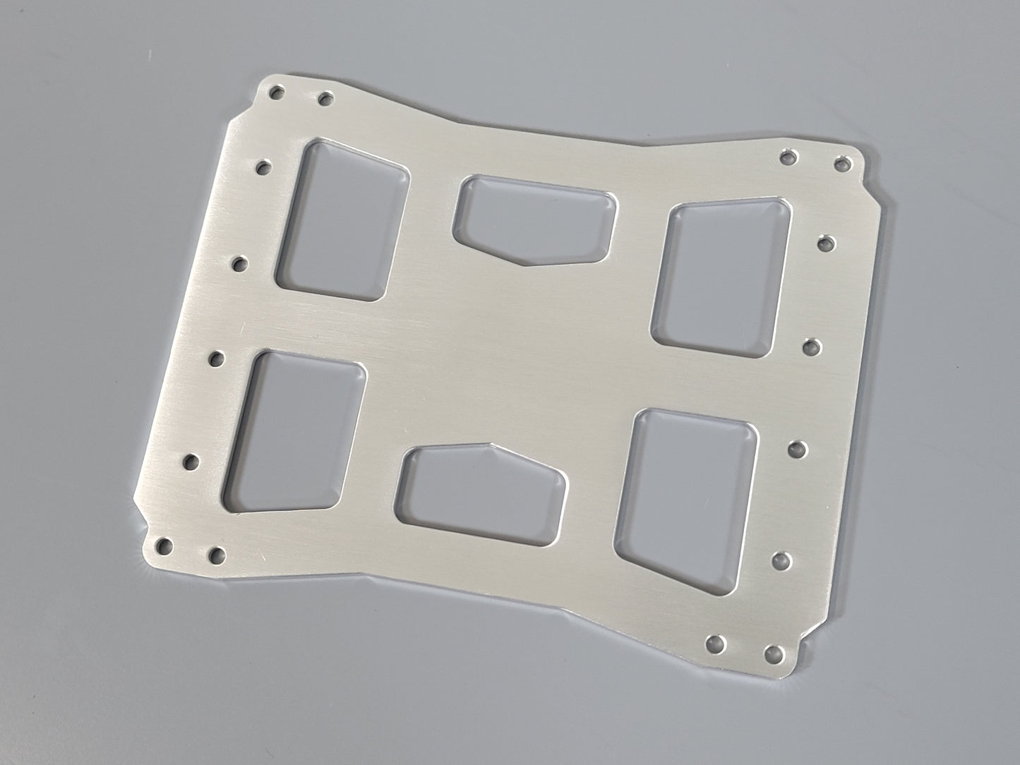 Aluminum Center Chassis Upper Deck Plate Mount for Tamiya R/C 1/10 Super Clodbuster Bullhead