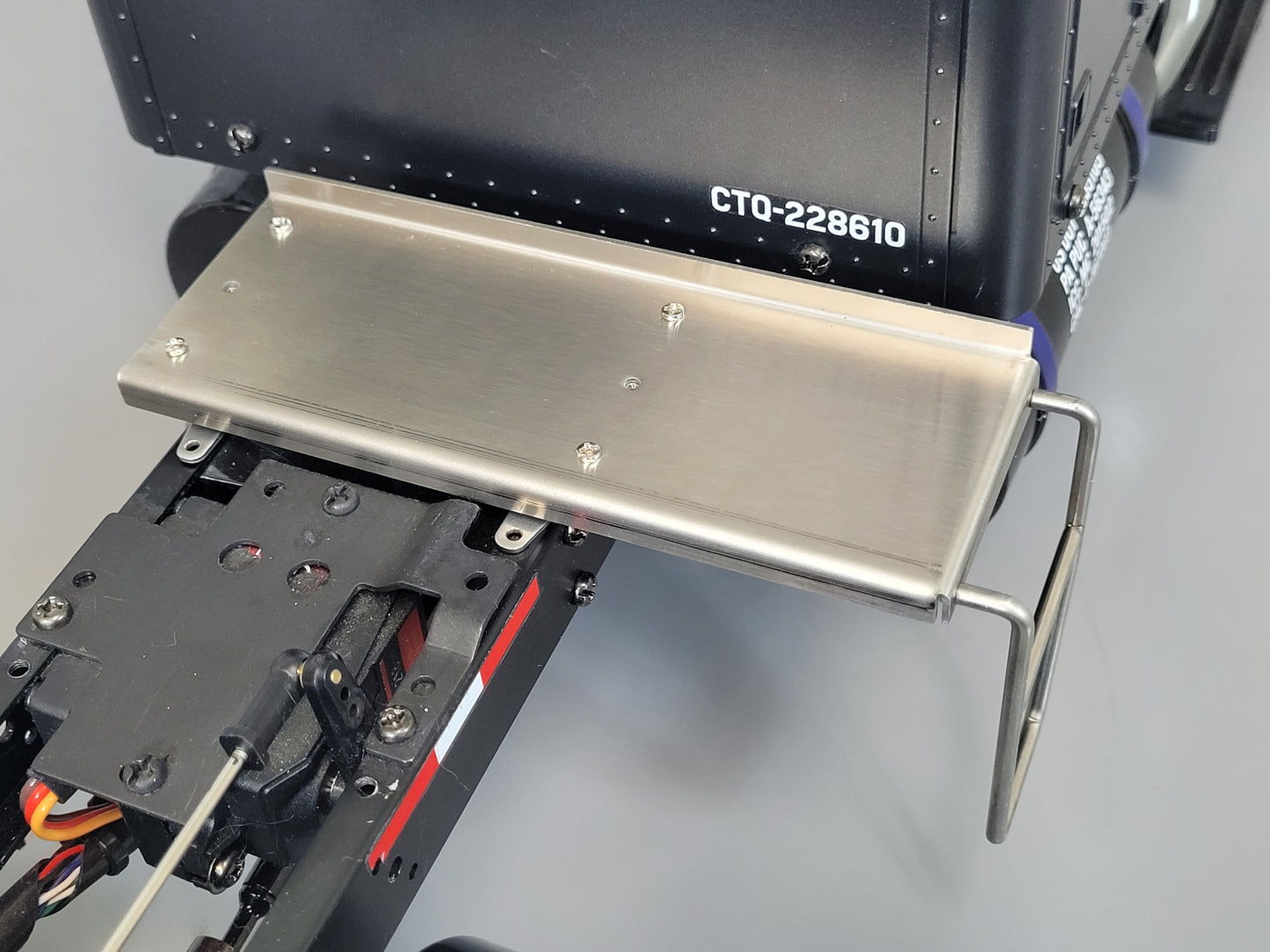 Stainless Steel Frame Rail Chassis Cover Plate Platform Side Ladder for Tamiya R/C Toy 1/14 semi Tractor Truck King Hauler Grand Hauler Knight Hauler Globeliner Scania Volvo Cascadia