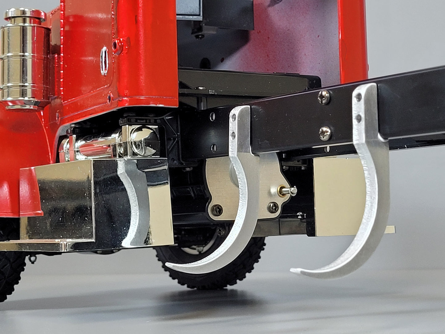 Aluminum J Style Mount Bracket Set for Fuel Gas Tank for Tamiya R/C Toy 1/14 Grand Hauler King Hauler Globeliner Semi Truck