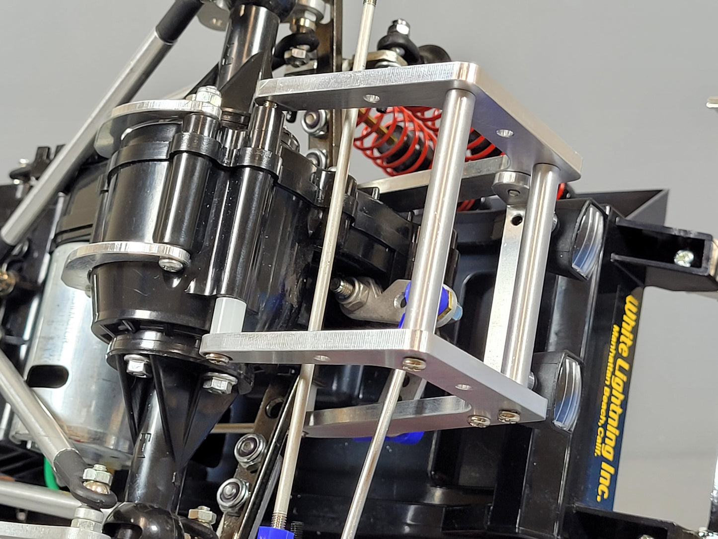 Aluminum Front Axle Mount Light Housing + Rear Axle Wheelie Bar Kit for Tamiya R/C 1/10 Super Clodbuster Bullhead