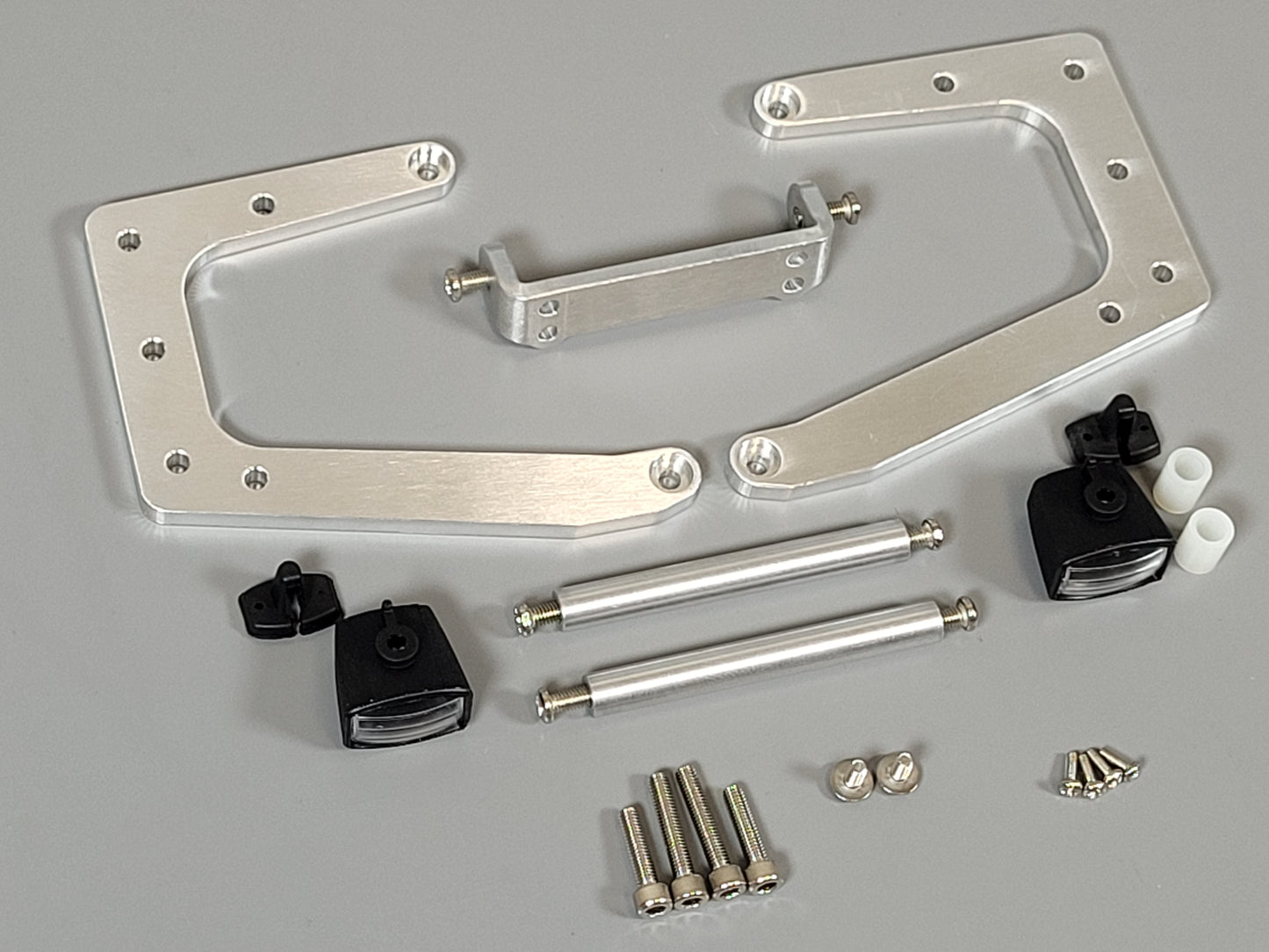 Aluminum Front Axle Protection Bumper with Light Housing Kit for Tamiya R/C 1/10 Super Clodbuster Bullhead