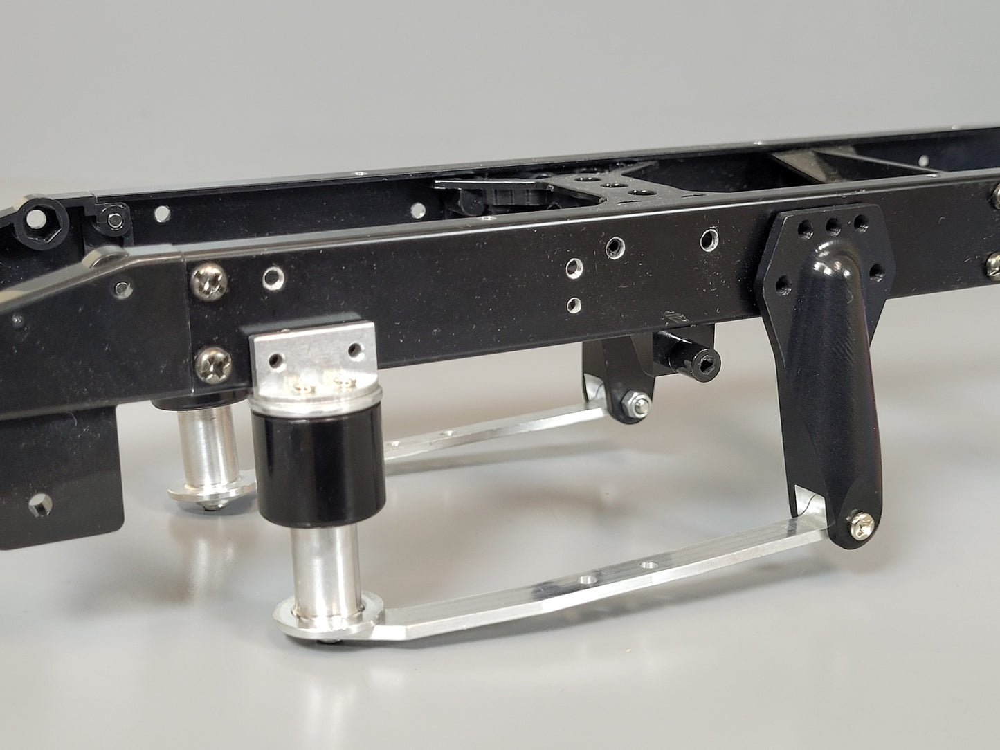 Aluminum Simulate Suspension Convert Air Bag Arm Link Linkage for Tamiya R/C 1/14 King Hauler Grand Hauler Knight Hauler Cascadia Globeliner Scania Actros