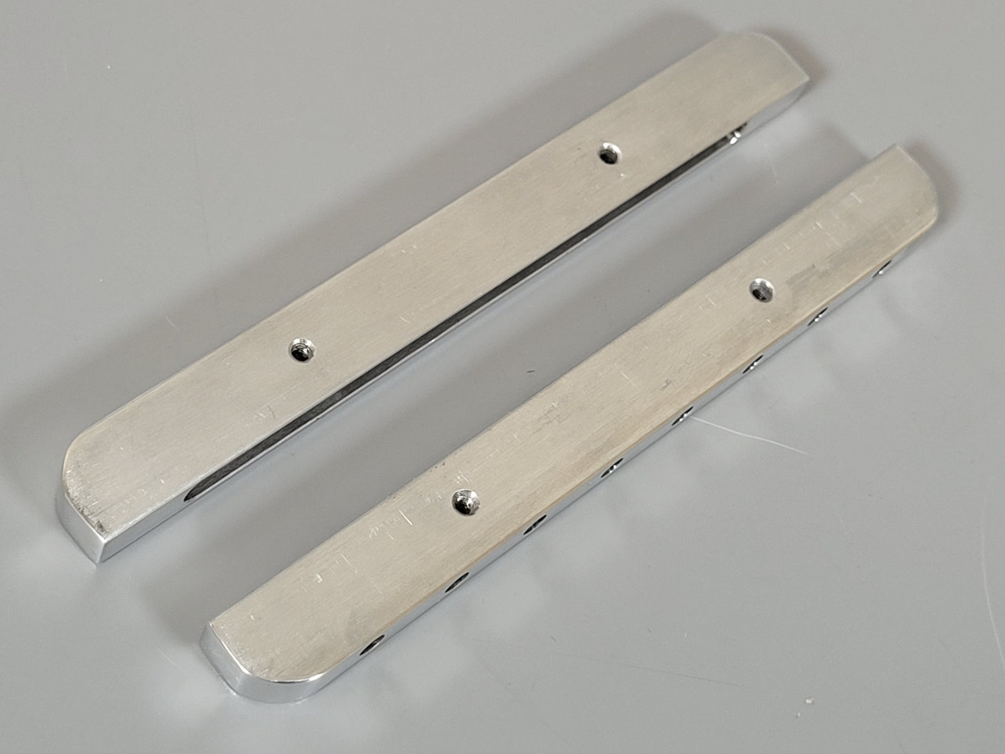 Pair Aluminum Rear Cab Under Sleeper Housing Bracket Mounting Mount for Tamiya R/C 1/14 King Hauler Grand Hauler
