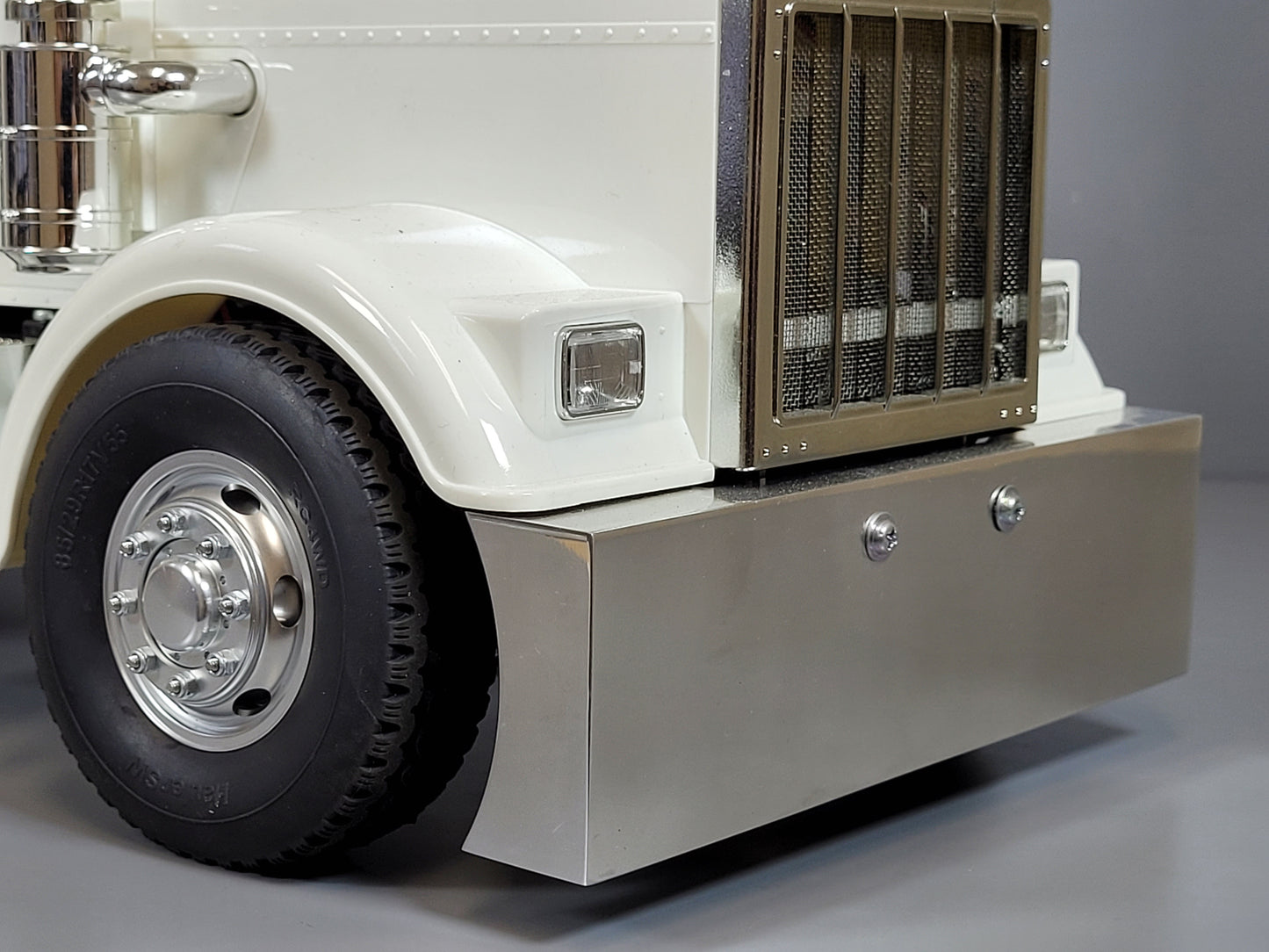 Aluminum Front Bumper Wide Style Guard for Tamiya R/C 1/14 Knight Hauler King Hauler Grand Globeliner