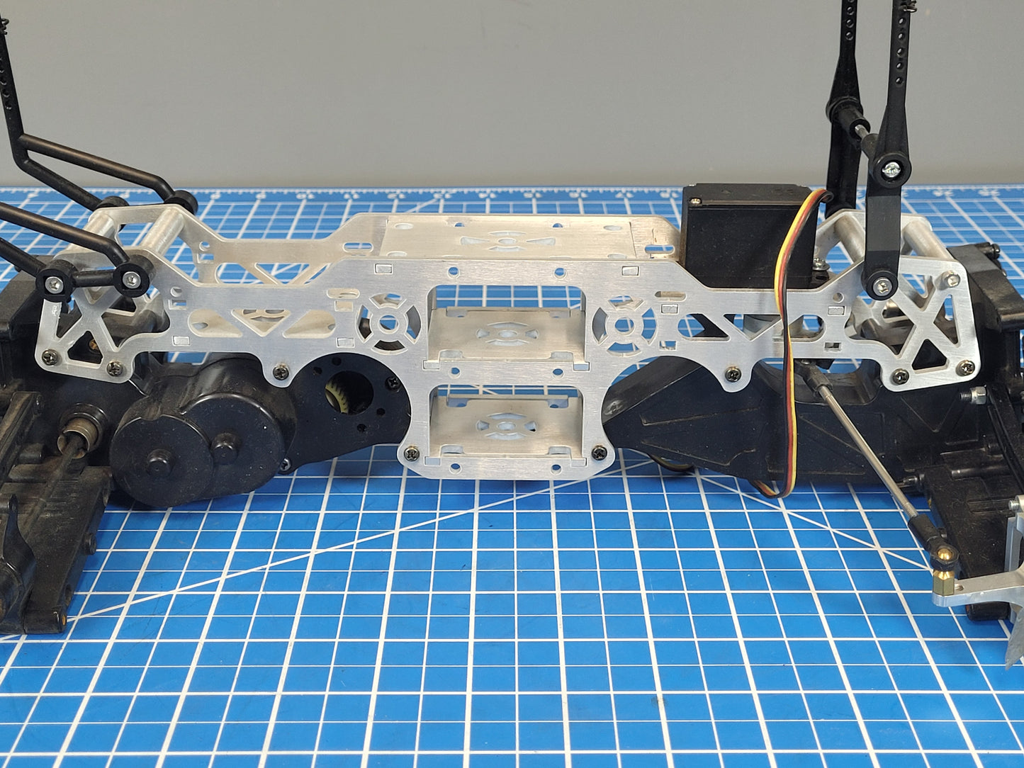 Custom Aluminum Chassis Frame Tamiya 1/10 WT-01 Wild Dagger Blackfoot III Devil