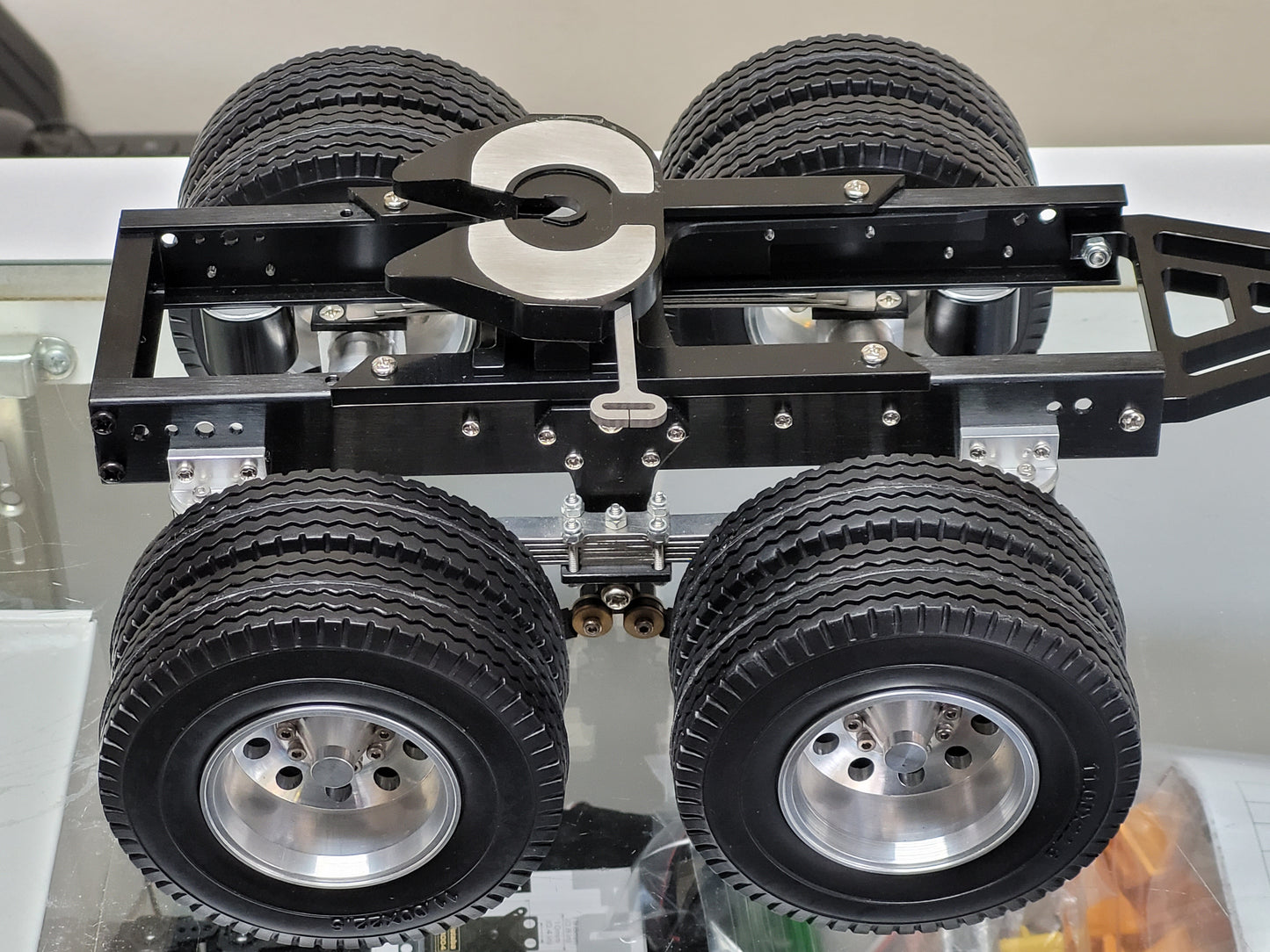 Aluminum 2 Axles Dolly Pin Mount 5th Wheel Coupler 1/14 R/C Semi Tractor Pull Trailer for Tamiya King Hauler Grand Hauler Knight Hauler Globeliner Scania Actros Semi