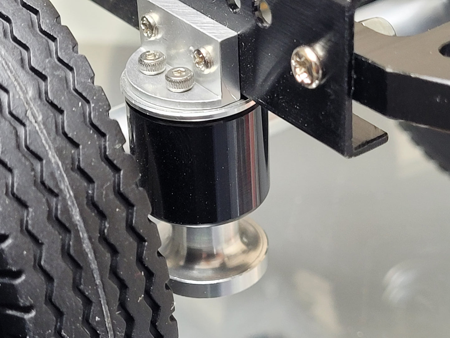 Aluminum 2 Axles Dolly Pin Mount 5th Wheel Coupler 1/14 R/C Semi Tractor Pull Trailer for Tamiya King Hauler Grand Hauler Knight Hauler Globeliner Scania Actros Semi