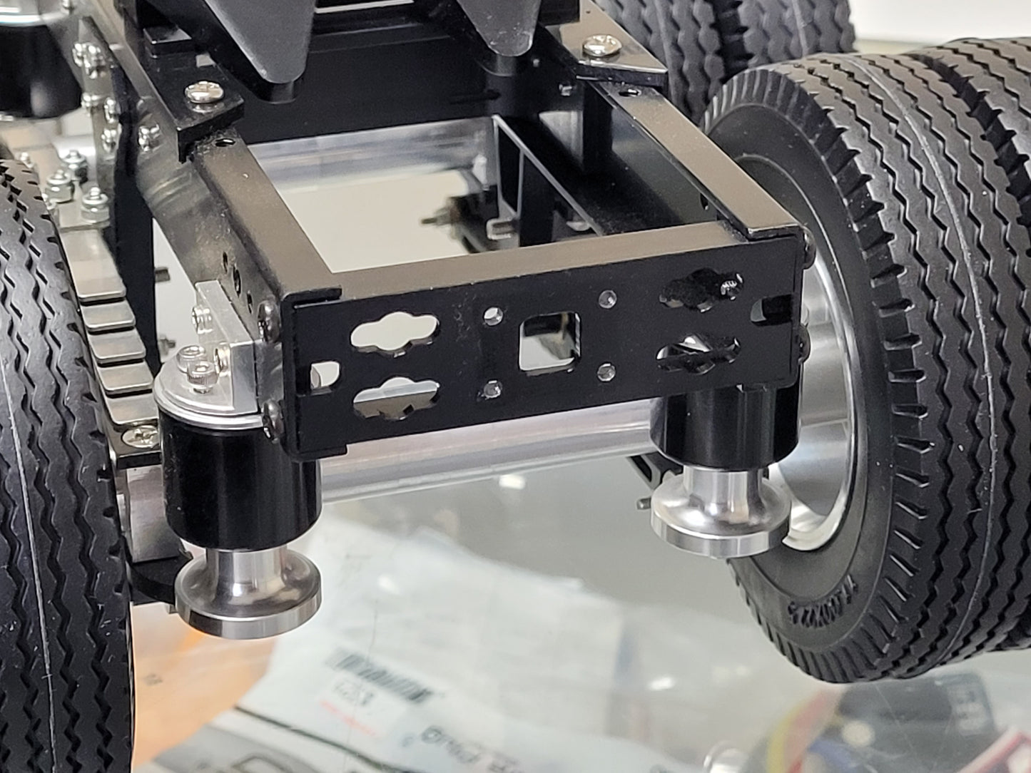 Aluminum 2 Axles Dolly Pin Mount 5th Wheel Coupler 1/14 R/C Semi Tractor Pull Trailer for Tamiya King Hauler Grand Hauler Knight Hauler Globeliner Scania Actros Semi