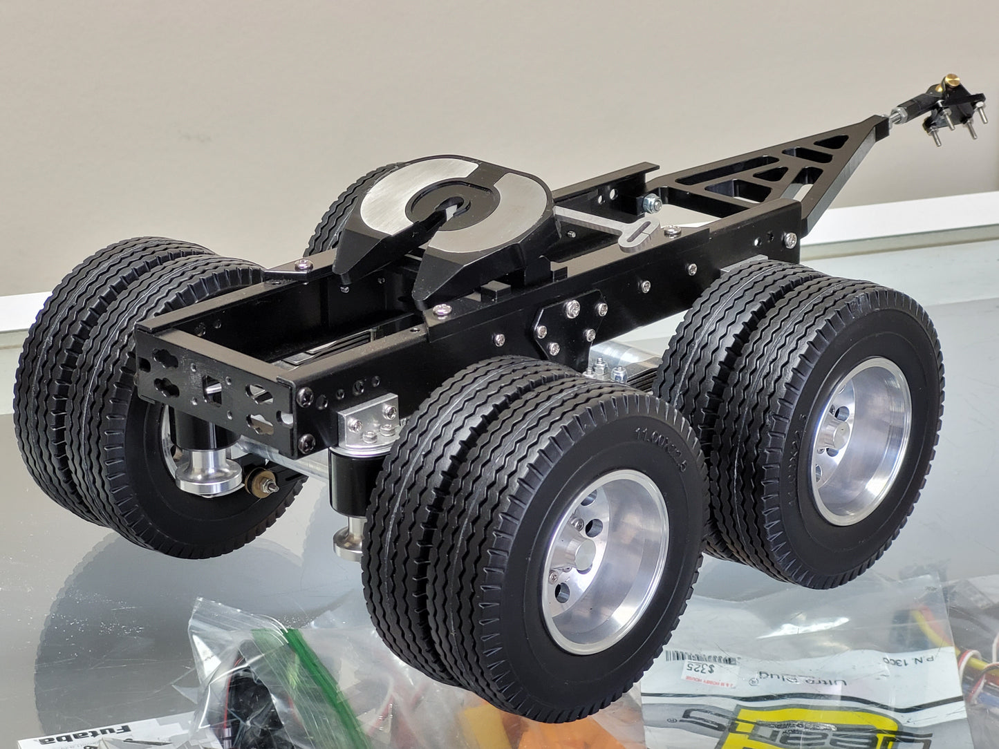 Aluminum 2 Axles Dolly Pin Mount 5th Wheel Coupler 1/14 R/C Semi Tractor Pull Trailer for Tamiya King Hauler Grand Hauler Knight Hauler Globeliner Scania Actros Semi
