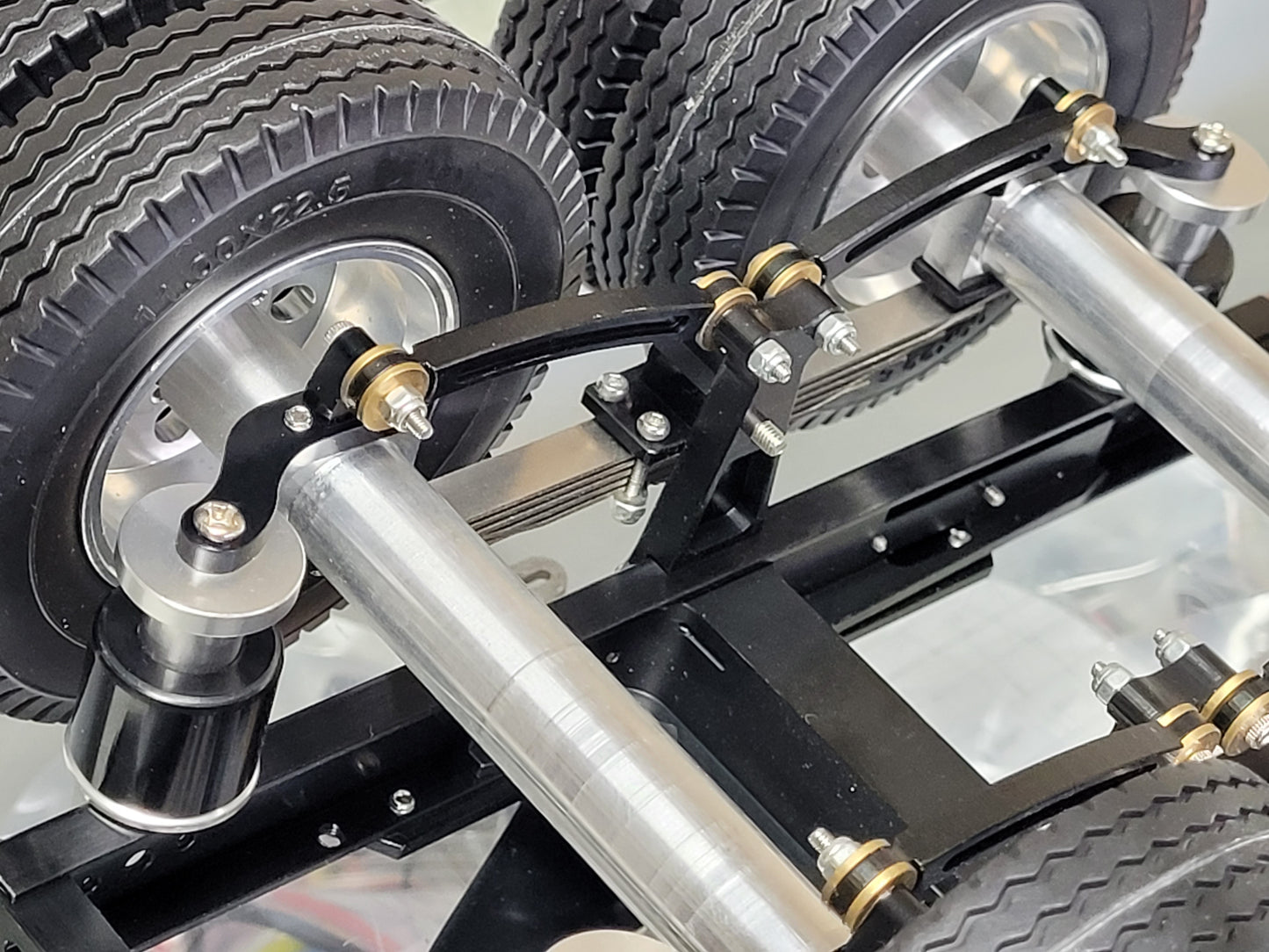 Aluminum 2 Axles Dolly Pin Mount 5th Wheel Coupler 1/14 R/C Semi Tractor Pull Trailer for Tamiya King Hauler Grand Hauler Knight Hauler Globeliner Scania Actros Semi