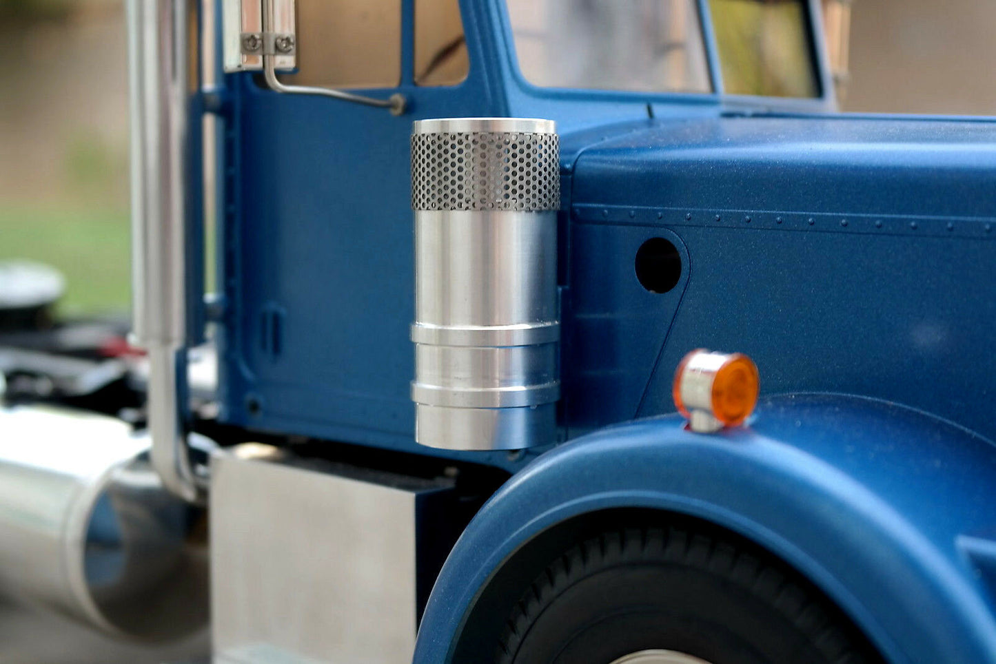 Aluminum L&R Side Hood Air Cleaner Intake Tank Look for Tamiya R/C 1/14 King Hauler Grand Hauler Semi Tractor