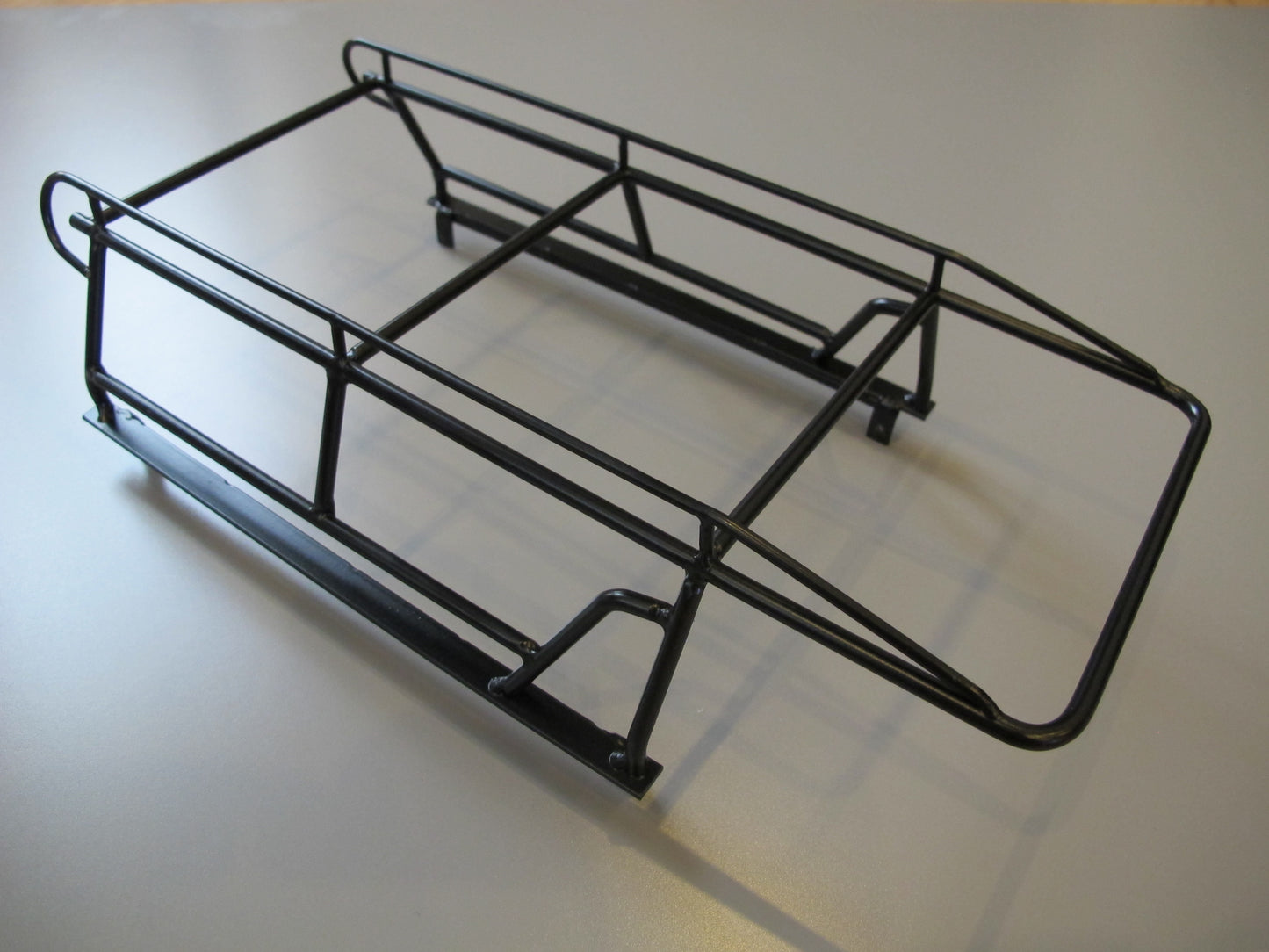 Toy Metal Rear Bed Trunk Storage Tool Rack Mount for Tamiya Toy R/C 1/10 Scale Toyota Hilux Bruiser Trail Finder Rc4WD Truck