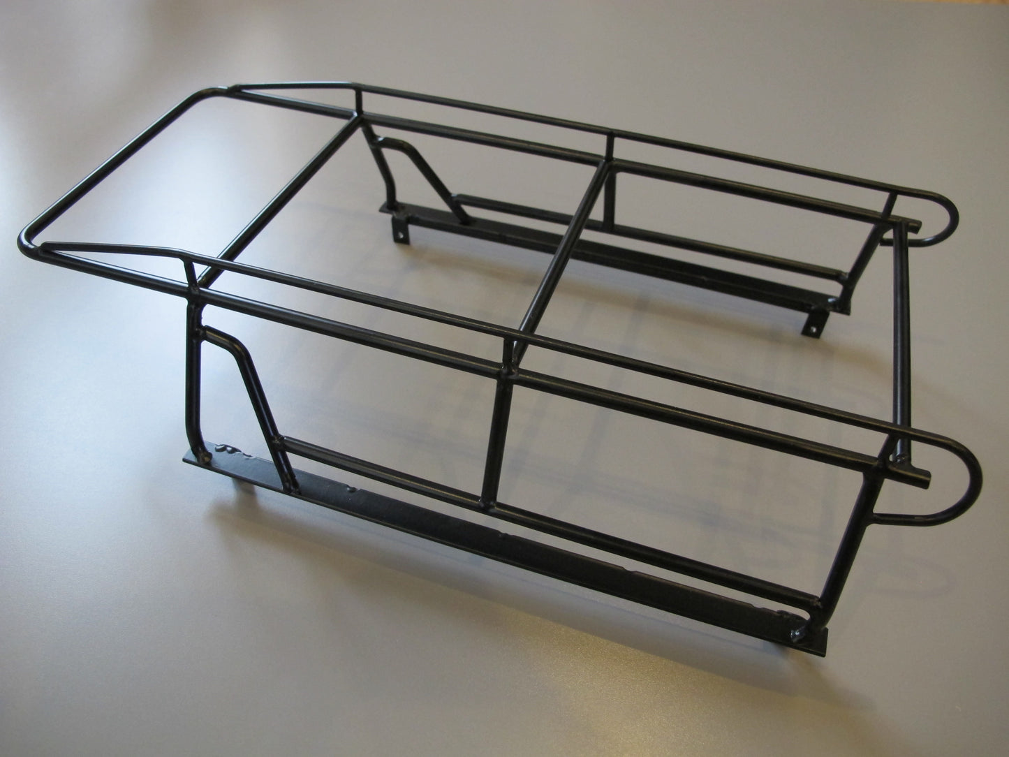 Toy Metal Rear Bed Trunk Storage Tool Rack Mount for Tamiya Toy R/C 1/10 Scale Toyota Hilux Bruiser Trail Finder Rc4WD Truck