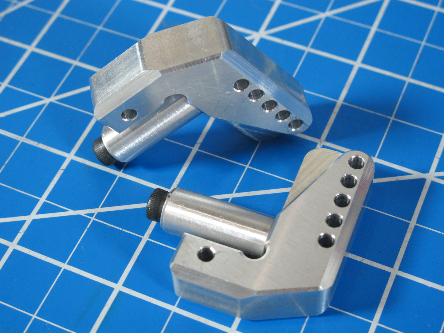 Aluminum Front & Rear Axle Link Suspension Linkage Mount Lock Style Tamiya 1/10 R/C Bullhead Clodbuster