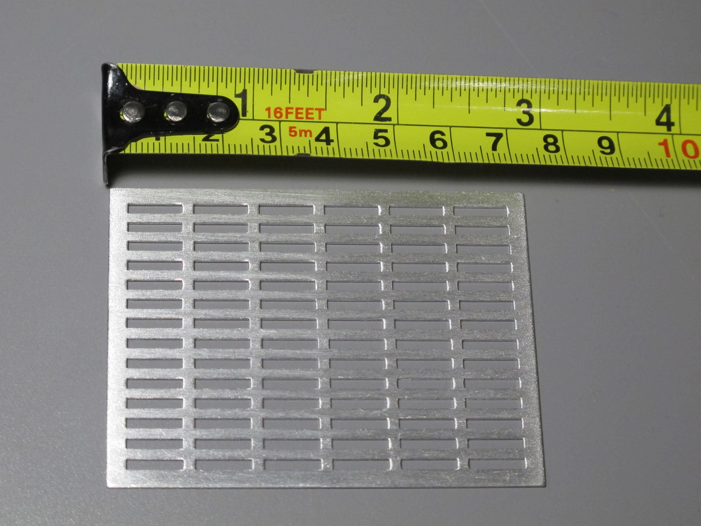 Aluminum Chassis Rail Upper Cover Plate for Tamiya R/C 1/14 Toy King Hauler Grand Hauler Scania Knight Hauler Globleliner Cascadia Volvo Actrocs