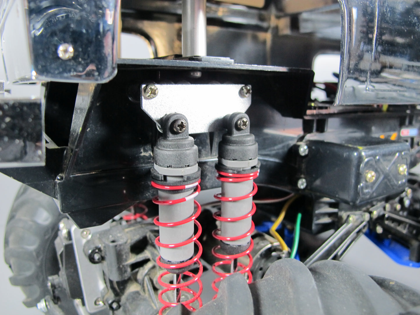 Aluminum Suspension Shock Lift Mount Plate Bracket 4 Pcs for Tamiya R/C 1/10 Bullhead Super Clodbuster