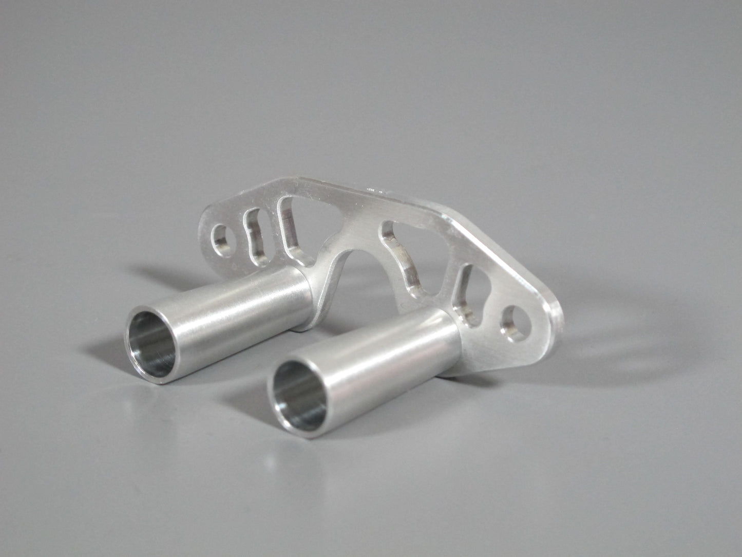 Aluminum Muffler Style Battery Stopper Cover for Tamiya R/C Toy 1/10 WR02 Chassis Wild Willy 2 Suzuki Jimmy Volkswagen Bus Honda City Turbo
