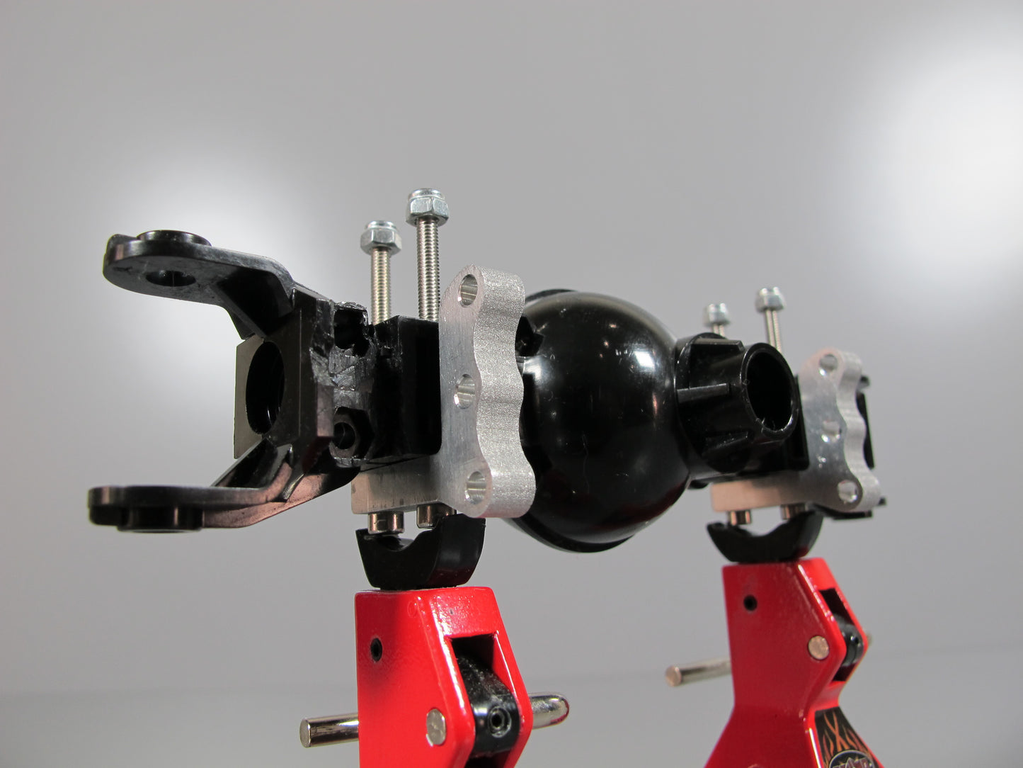 4x Reposition Axle Suspension Mount Bracket for Tamiya 1/10 R/C Toy Toyota Hilux Tundra Pickup Ford F350