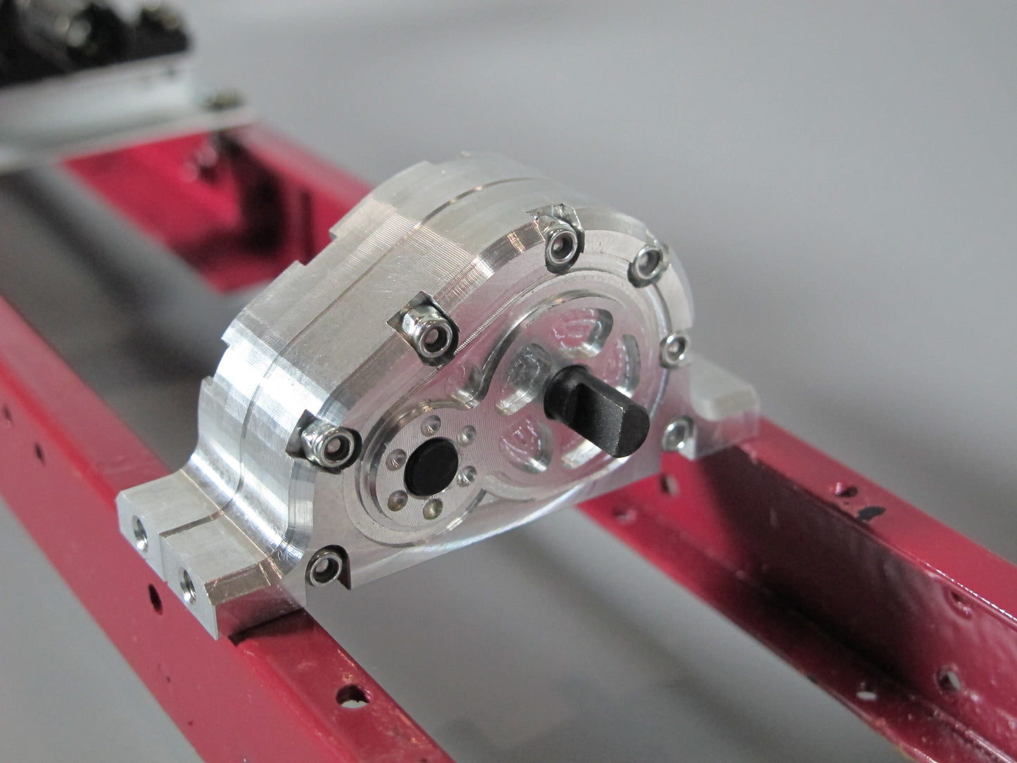 Aluminum Chassis Mount Transfer Case 2:1 Reduction Auxiliary Transmission Gear Box for Tamiya R/C 1/14 1/10 King Hauler Grand Hauler Knight Hauler Cascadia Aeromax Globeliner Scania Actros