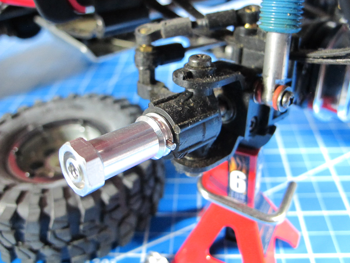 Pair 20mm Wheel Spacer Extend Extension Widener for Tamiya R/C Toy 1/10 Ford F350 Toyota Hilux Tundra Jeep Pajero Bronco High Lift Truck with 12mm Hex adapter hub lock