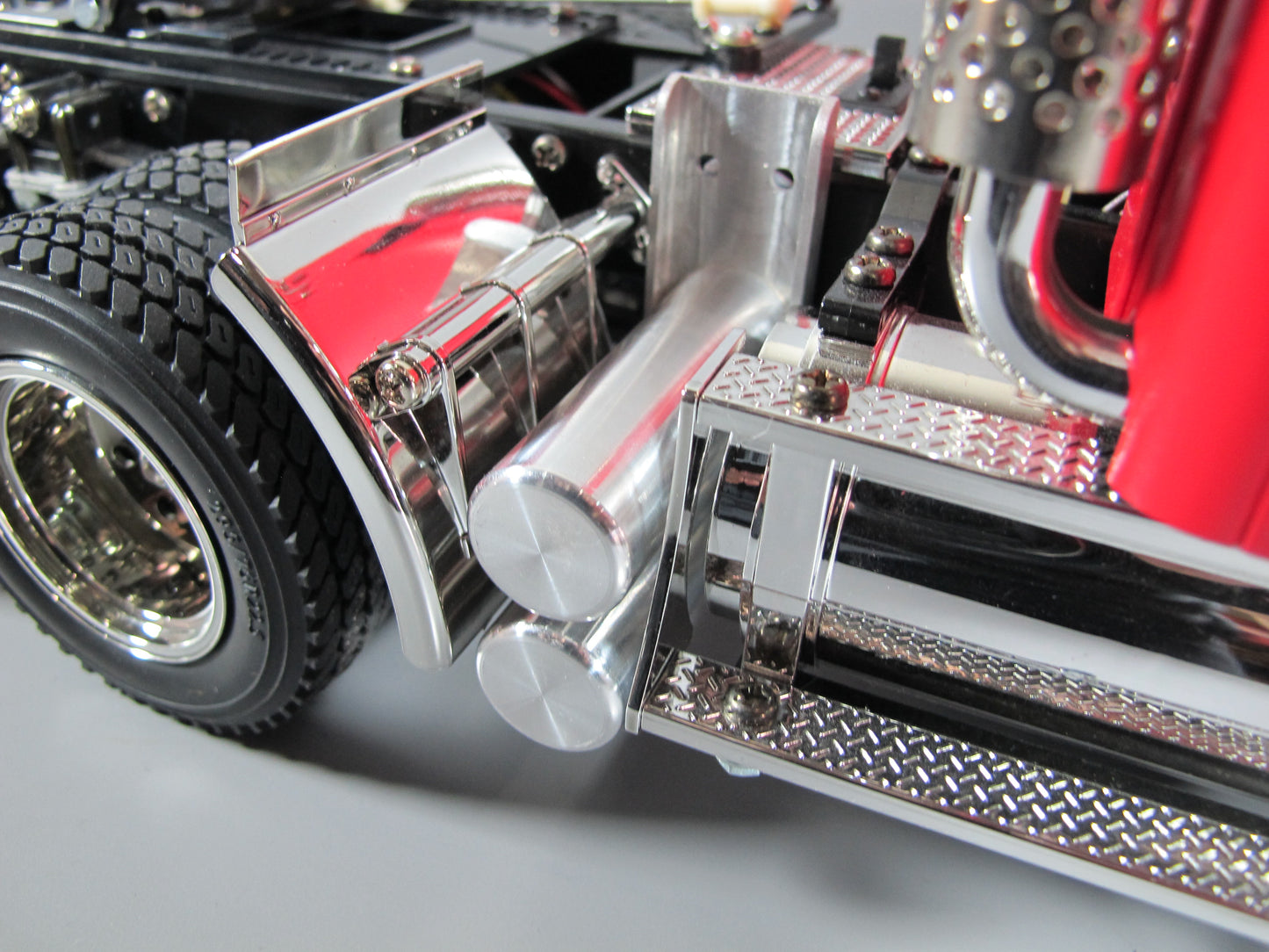 Aluminum Simulate Dual Air Oil Tank Tamiya R/C TOY 1/14 King Knight Grand Hauler Scania Freightliner Globeliner Volvo Mercedes Benz