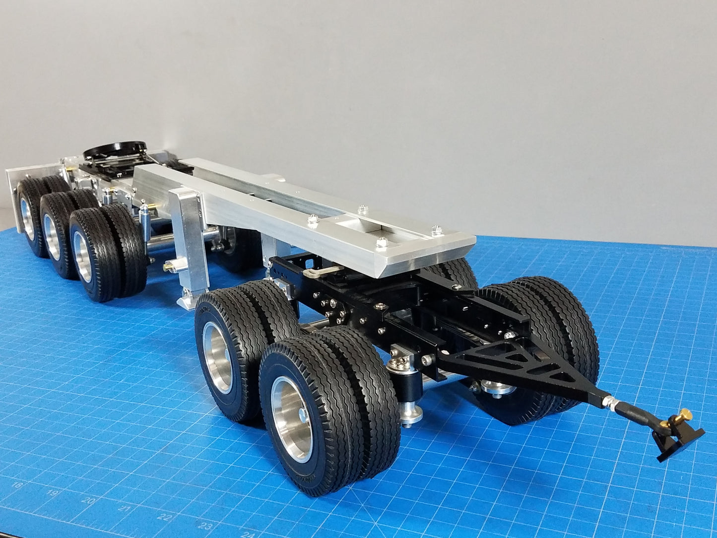 Aluminum Toy R/C 3-Axle Dolly + 2-Axle Dolly Carrier Trailer Tractor 5th wheel Coupler for Tamiya 1/14 King Hauler Grand Hauler Knight Hauler Globeliner Scania Actros Volvo Semi Truck