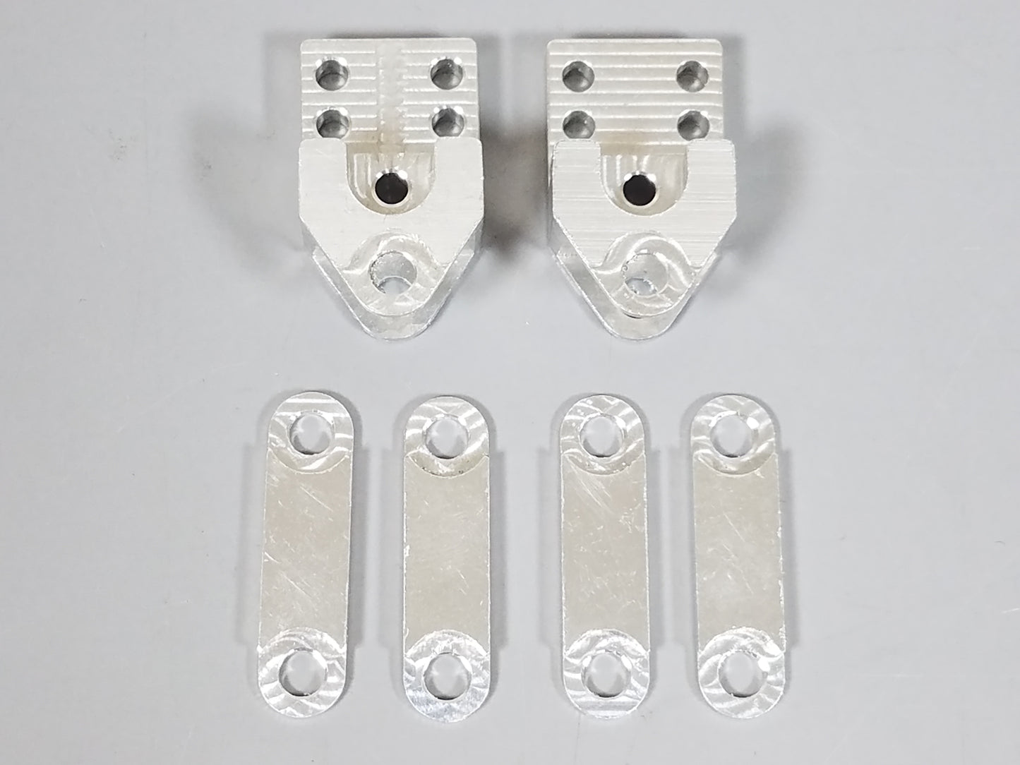 Leaf Spring Suspension Lift Adjustable Mount Shackles Bracket Tamiya 1/10 F350 Toyota Hilux Tundra