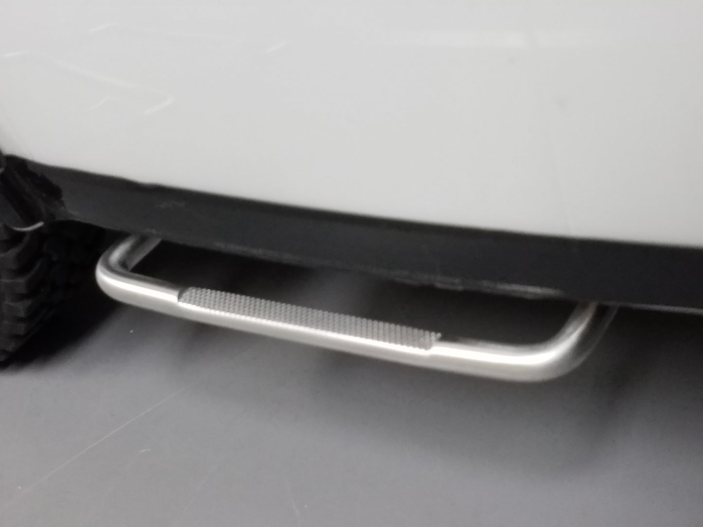 Pair Aluminum Side Under Protection Step Bar for Tamiya 1/10 CC-01 Chassis Jeep Wrangler Bronco Pajero FJ Cruiser Land Isuzu Amarok Defender