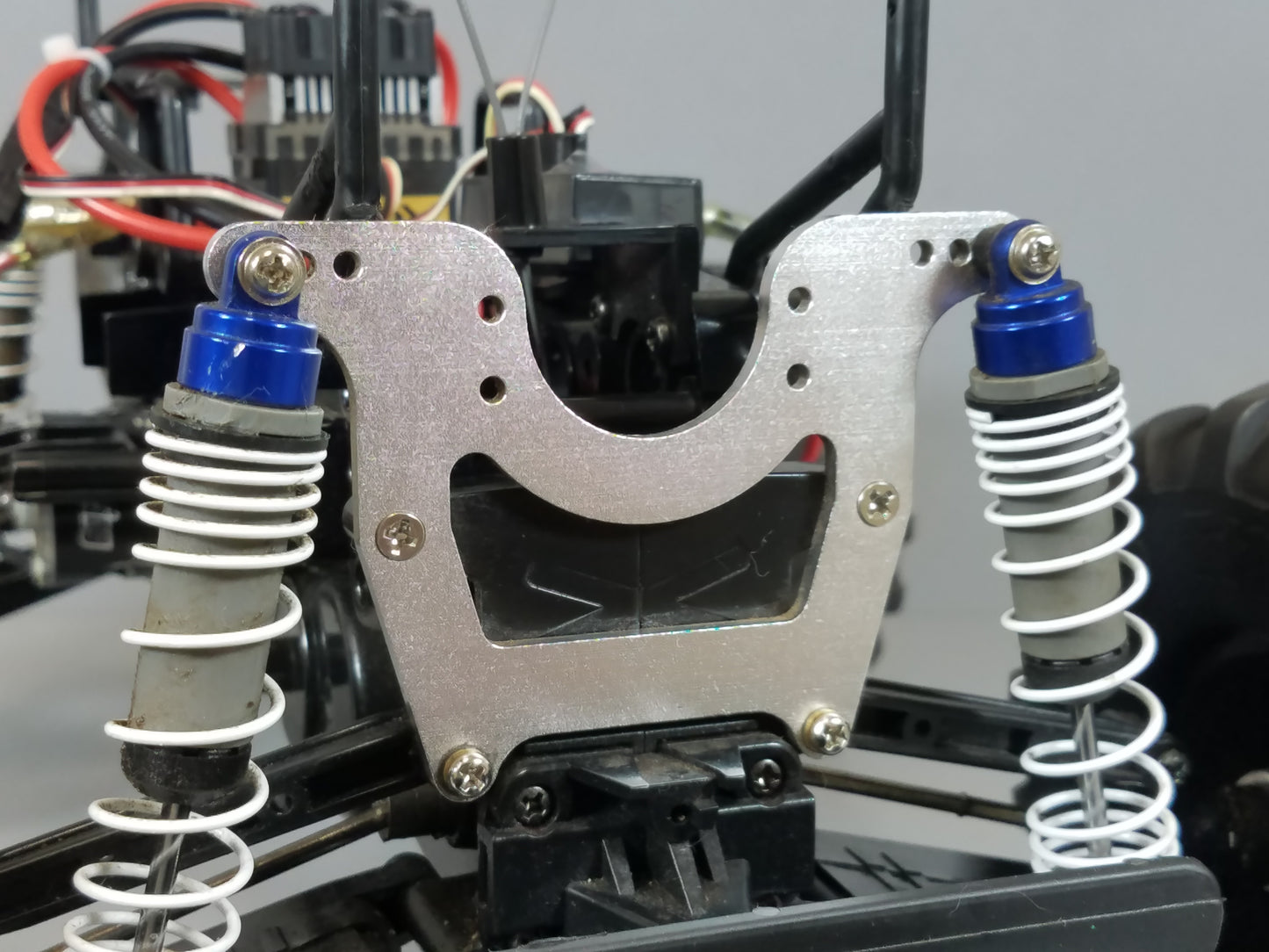 Aluminum Front Shock Suspension Mount Tower 1/10 R/C Tamiya Blackfoot Extreme