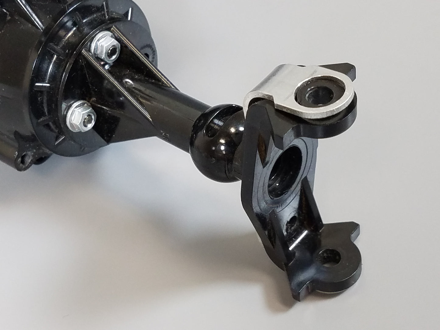 Aluminum Outer Axle Knuckle Stiffener L Plate Mounting Bracket Mount for Tamiya RC 1/10 ClodBuster Bullhead