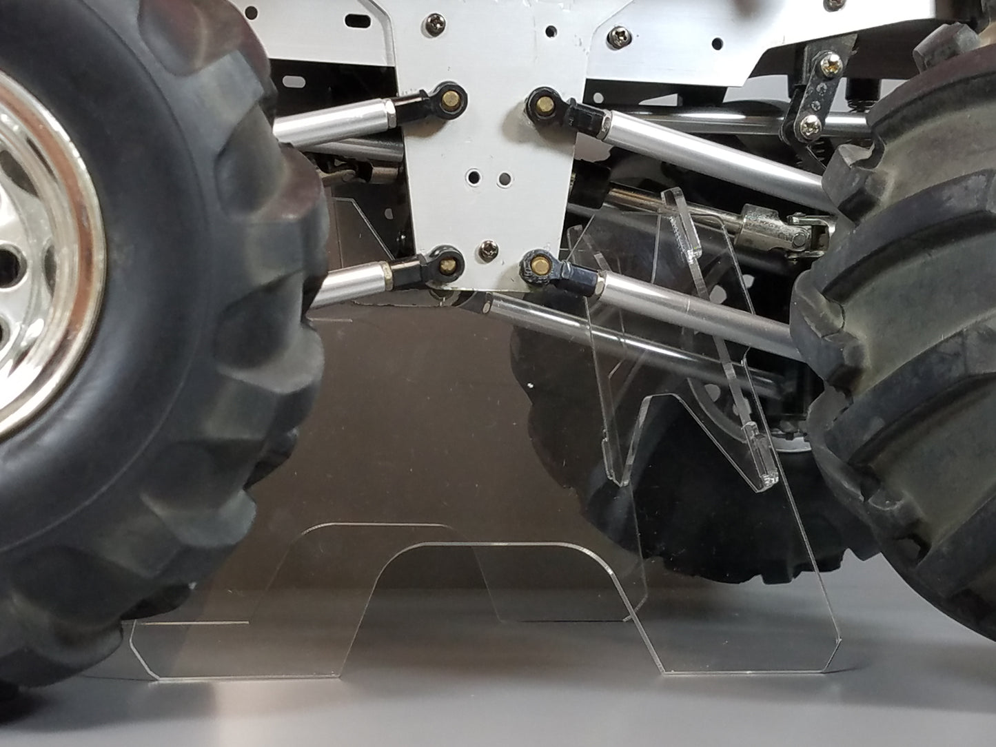 Acrylic R/C Truck Display Stand for TAMIYA 1/10 R/C FORD Juggernaut F350 HPI Savage X 4.6