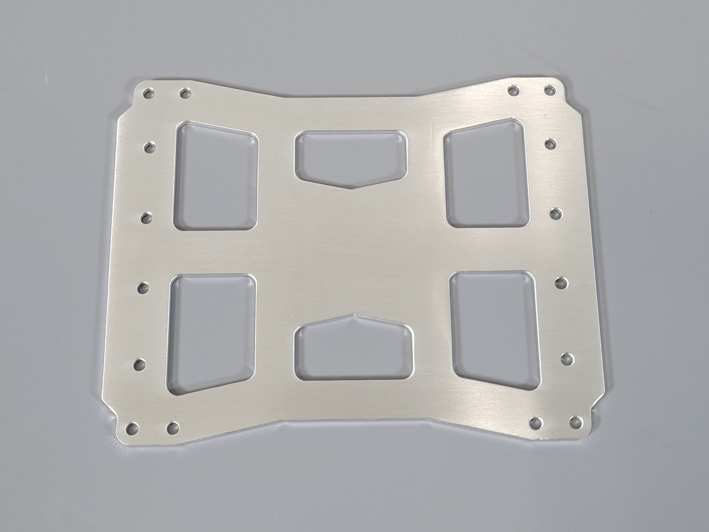 Aluminum Center Chassis Upper Deck Plate Mount for Tamiya R/C 1/10 Super Clodbuster Bullhead