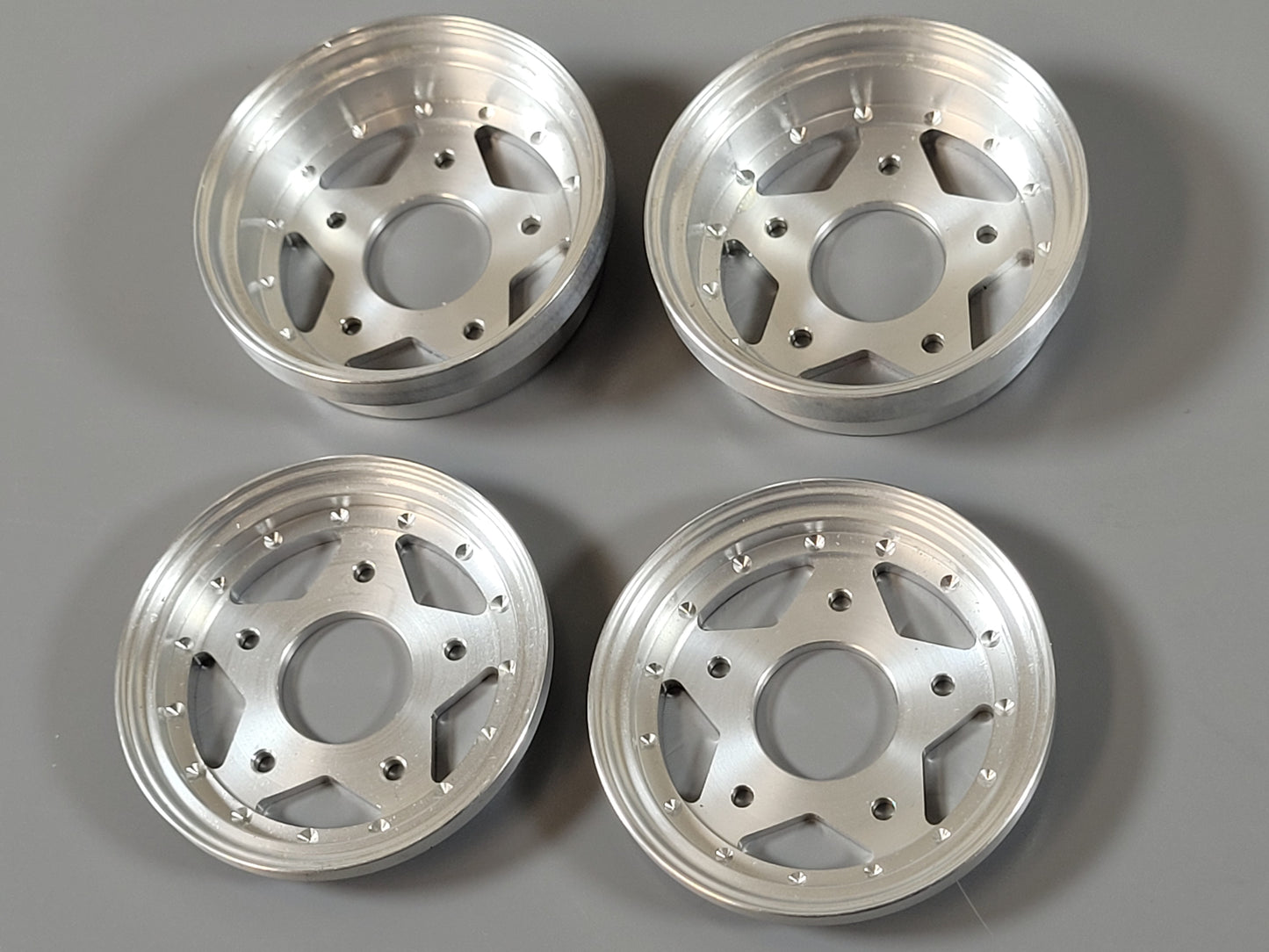 Front & Rear Aluminum Wheel Cover Plate for Tamiya 1/10 "Buggy Champ Fast Attack Vehicle" Model Only