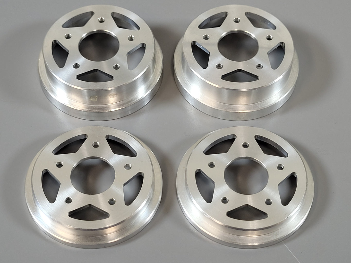 Front & Rear Aluminum Wheel Cover Plate for Tamiya 1/10 "Buggy Champ Fast Attack Vehicle" Model Only