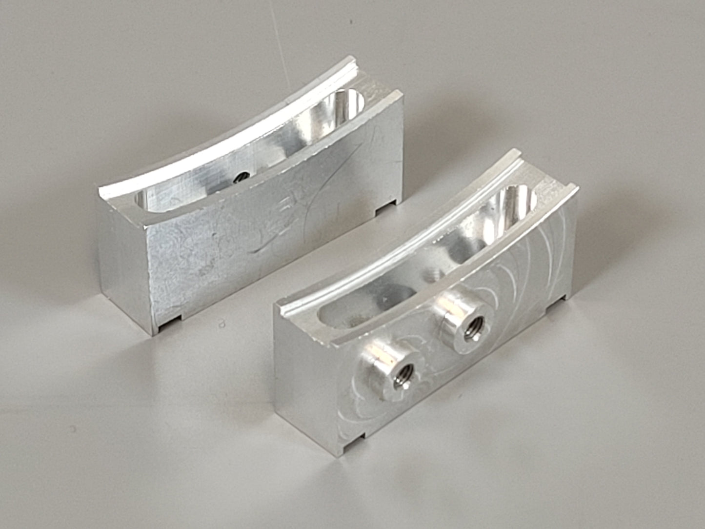 Pair Aluminum Part E9 E10 Upper Axle Ball Joint Arm Spring Mount Block Tamiya 1/10 RC Juggernaut 1 2 F350