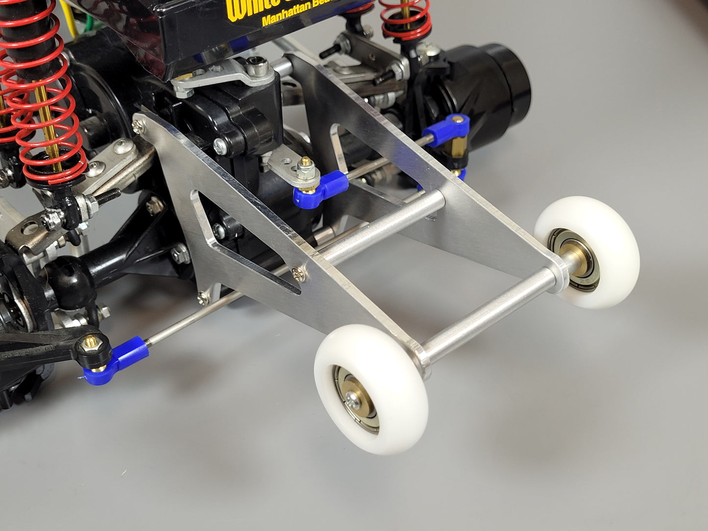Aluminum Front Axle Mount Light Housing + Rear Axle Wheelie Bar Kit for Tamiya R/C 1/10 Super Clodbuster Bullhead