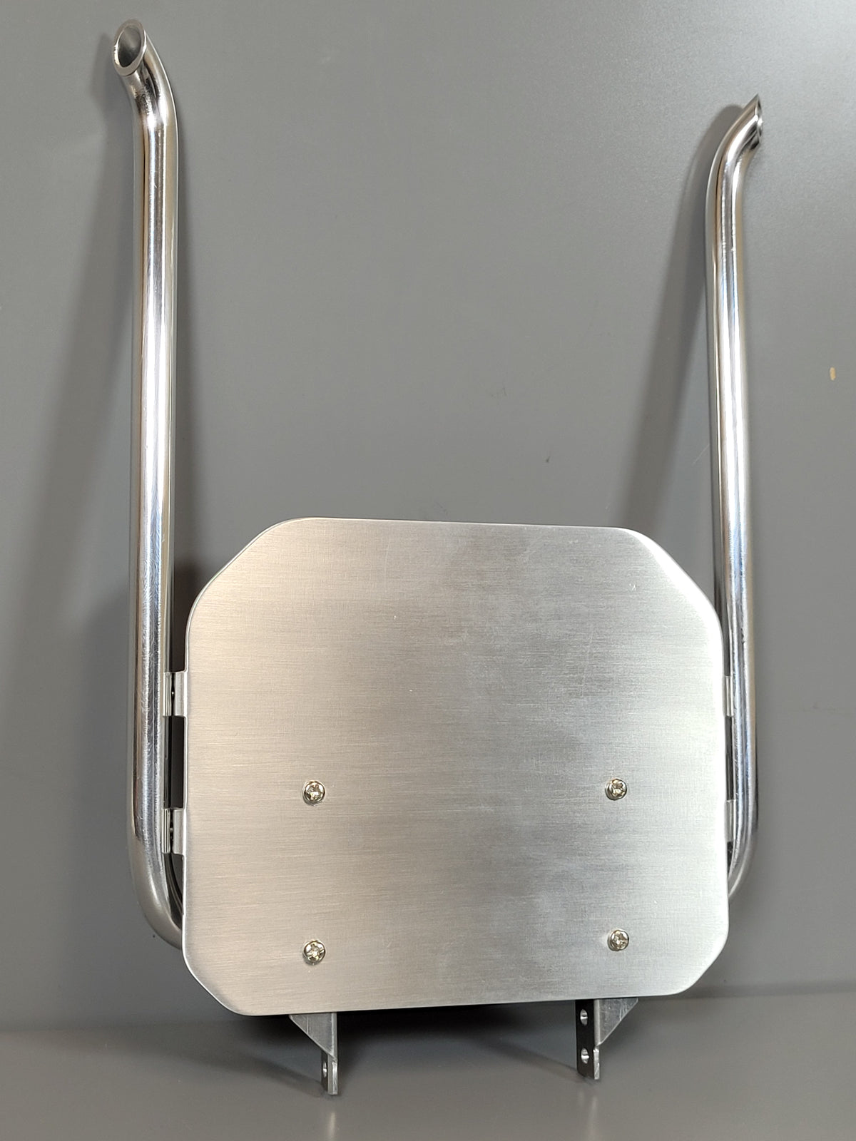 Aluminum Headache Exhaust Rack Chassis Mount Tamiya 1/14 Toy R/C GlobeLiner Aeromax Cascadia King Grand Hauler Scania