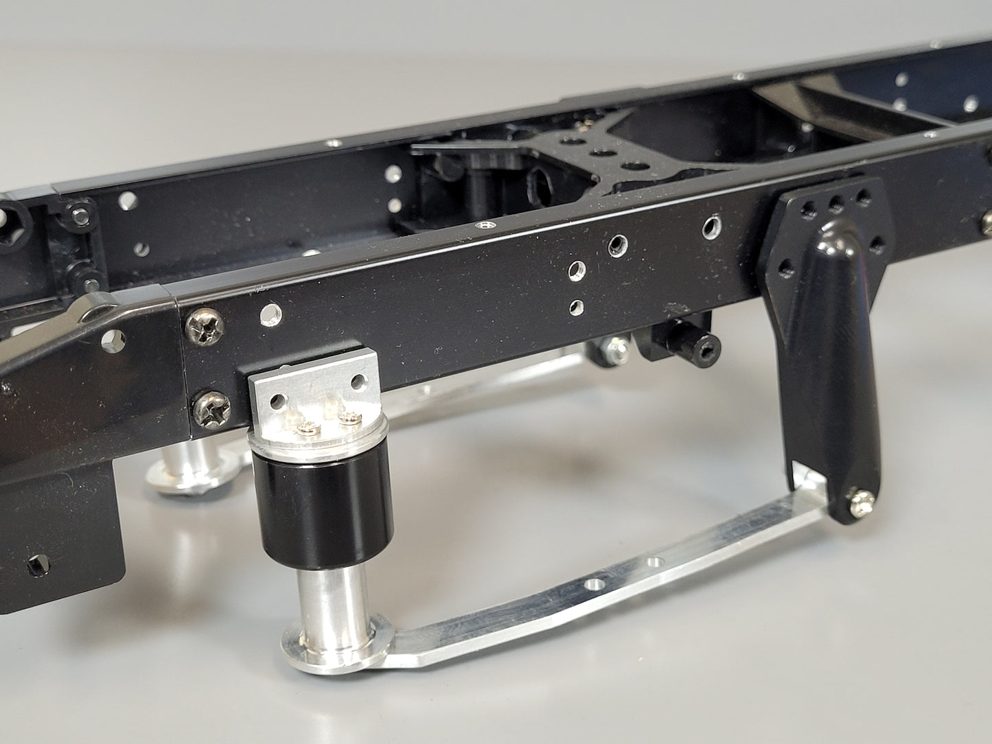 Aluminum Simulate Suspension Convert Air Bag Arm Link Linkage for Tamiya R/C 1/14 King Hauler Grand Hauler Knight Hauler Cascadia Globeliner Scania Actros