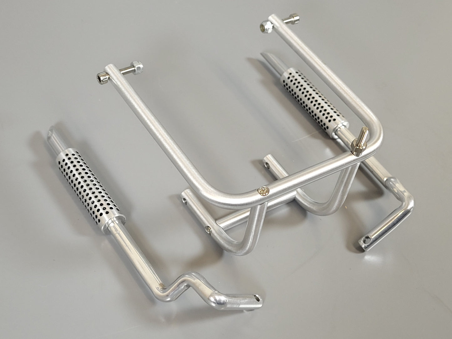 Aluminum Rear Bumper Bar + Pair Vertical Exhaust Pipe for Tamiya 1/10 Sand Scorcher Champ Buggy SRB