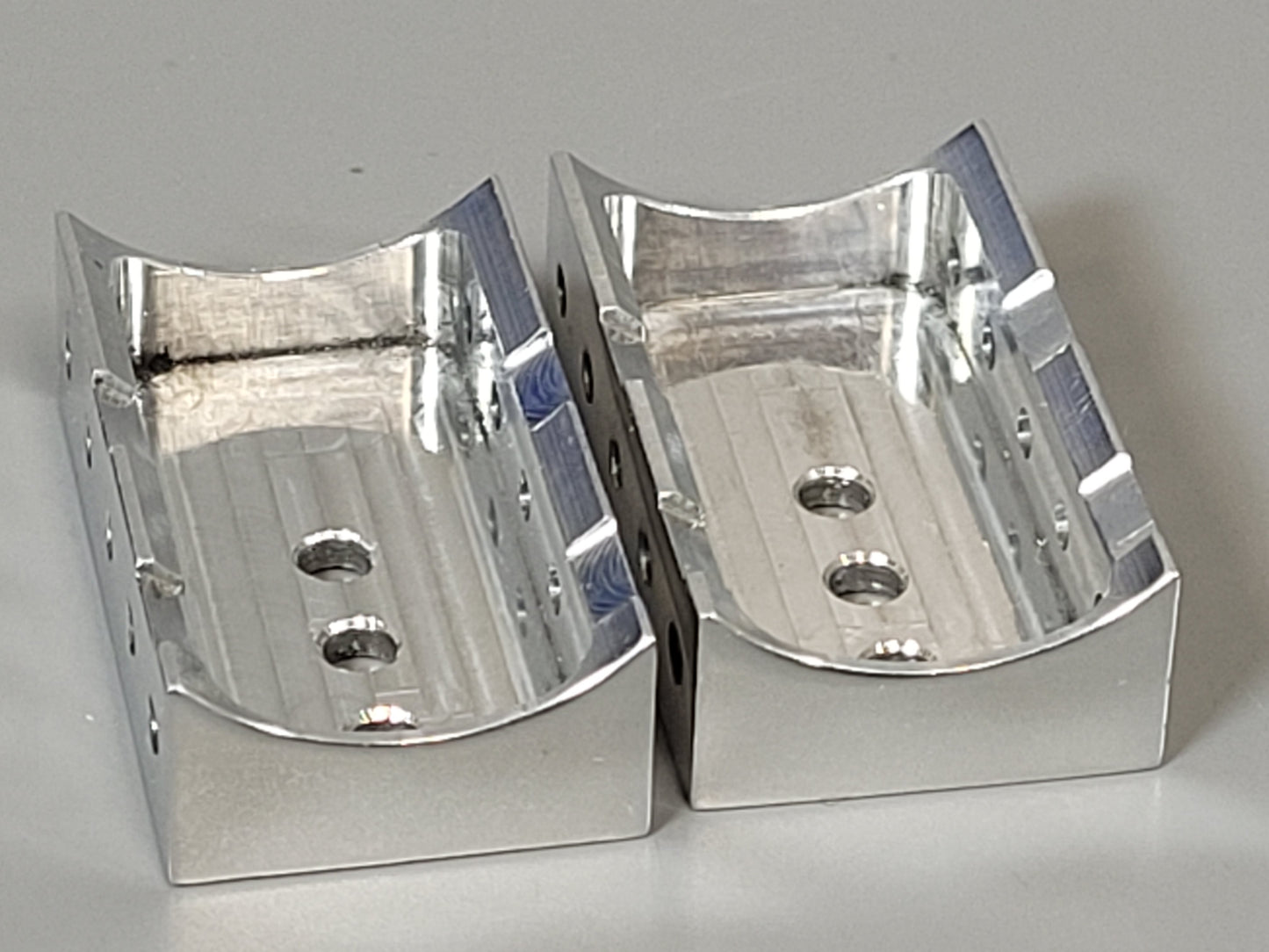Pair Side Aluminum Air Cleaner Tank Bracket Mounting Mount for Tamiya 1/14 King Hauler Grand Hauler