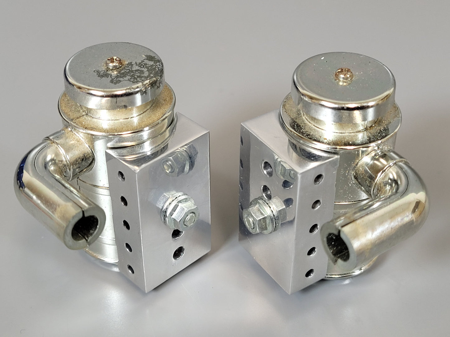 Pair Side Aluminum Air Cleaner Tank Bracket Mounting Mount for Tamiya 1/14 King Hauler Grand Hauler